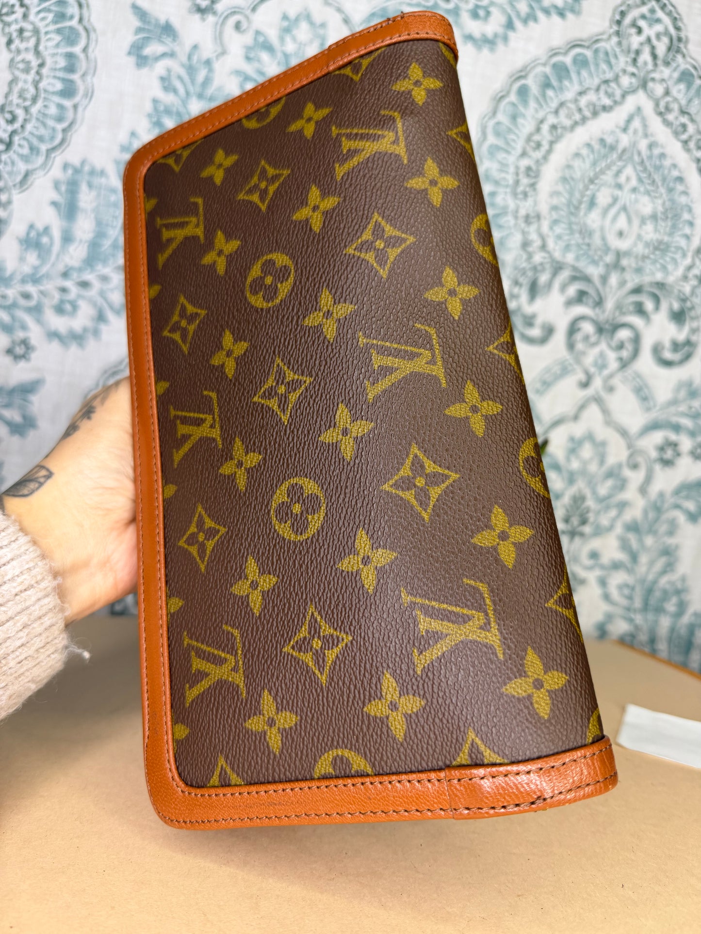 Louis Vuitton Pochette Dame PM Clutch