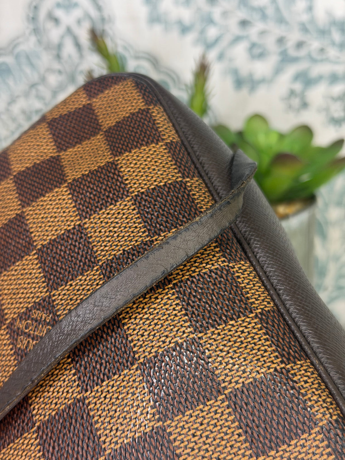 Louis Vuitton Damier Ebene Trousse Pochette