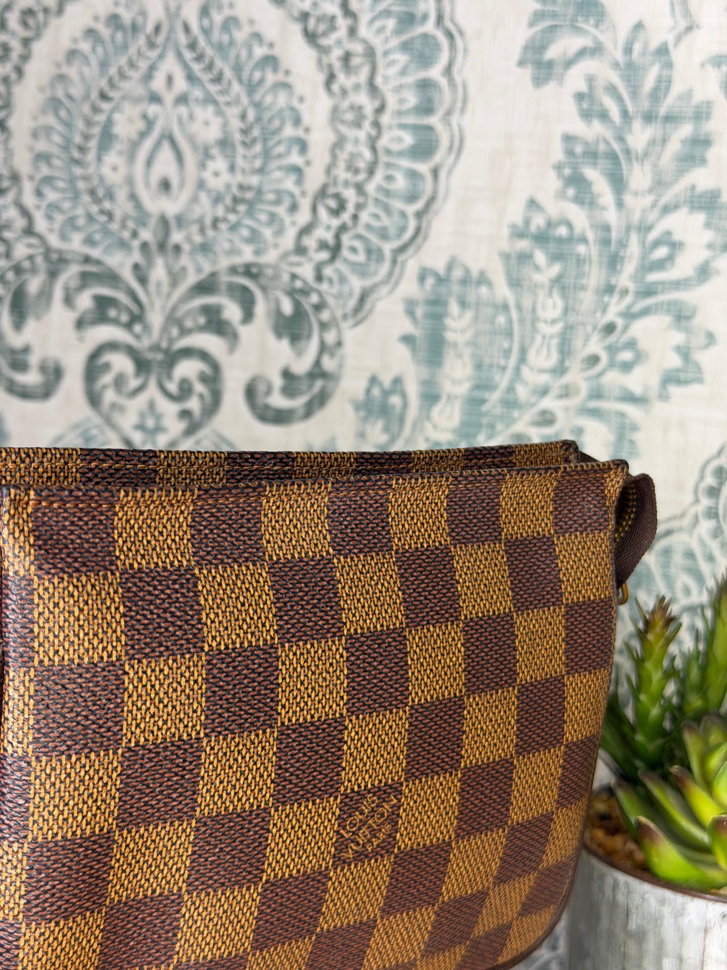 Louis Vuitton Damier Ebene Trousse Pochette