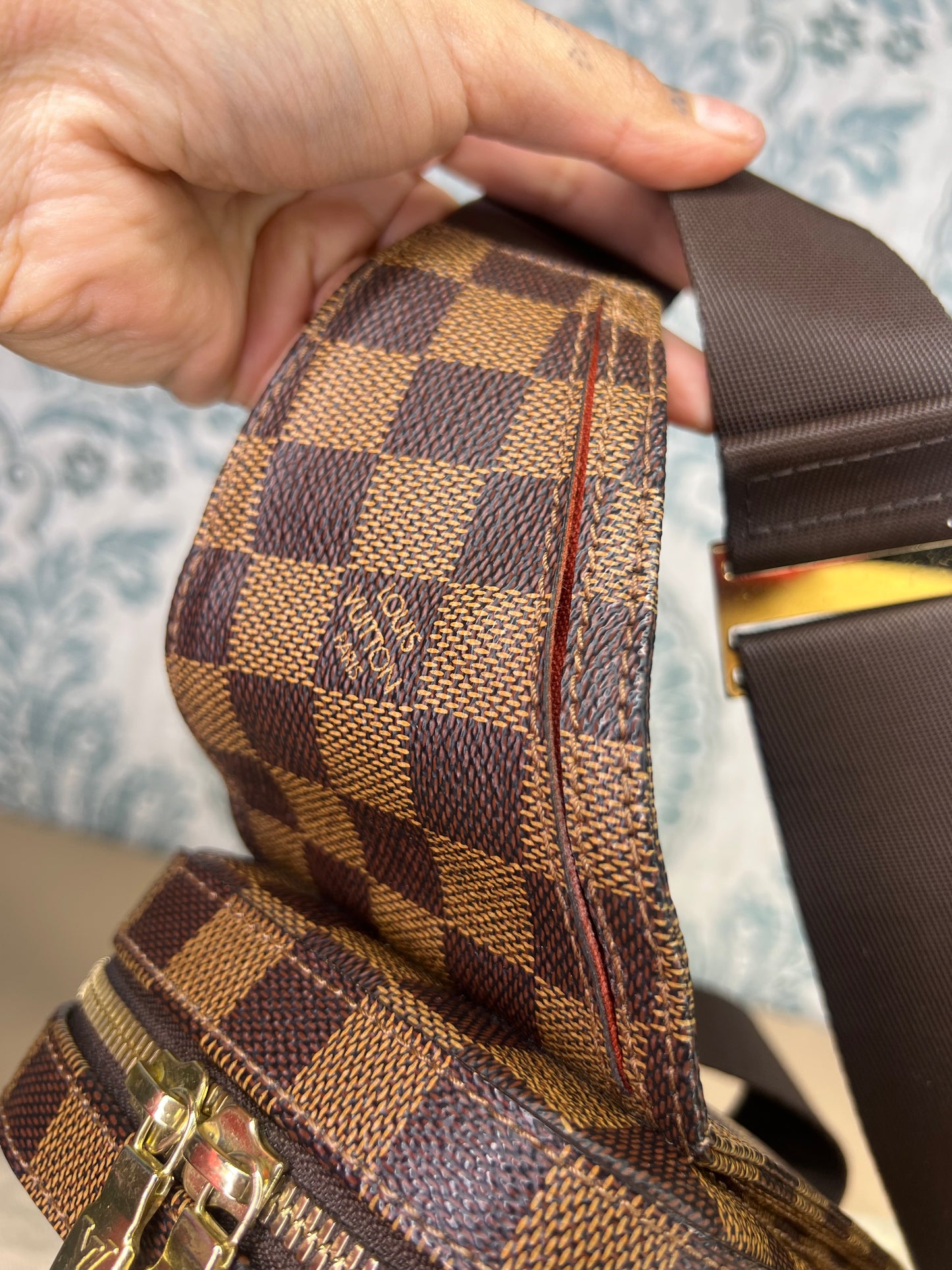 Louis Vuitton Geronimo Sling Bag