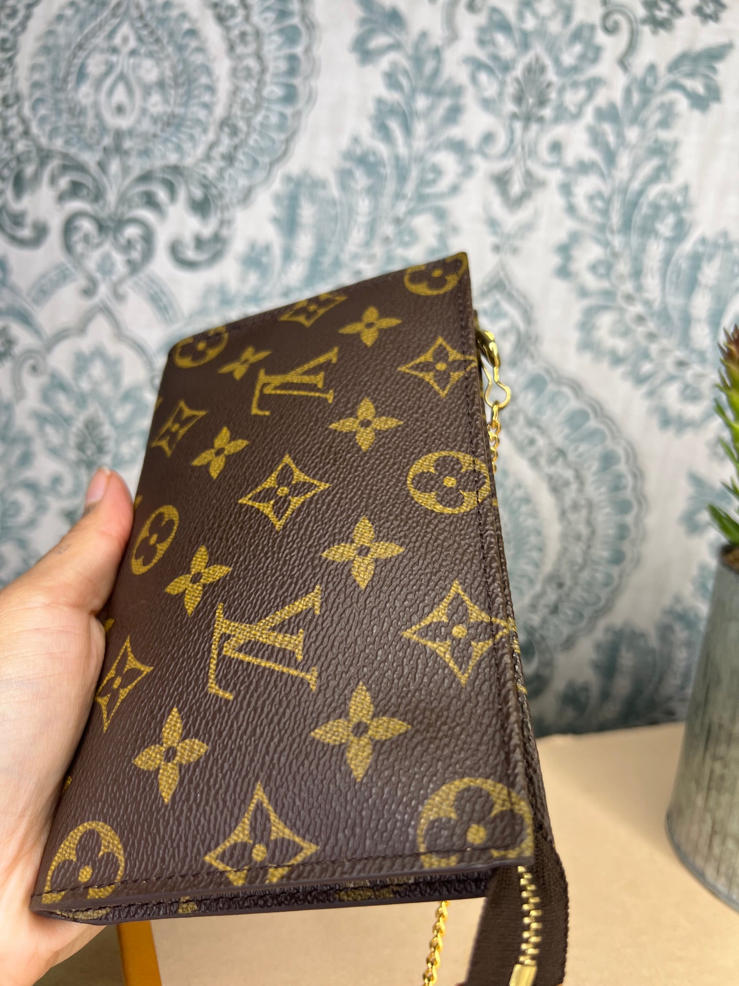 Louis Vuitton Bucket PM Pouch