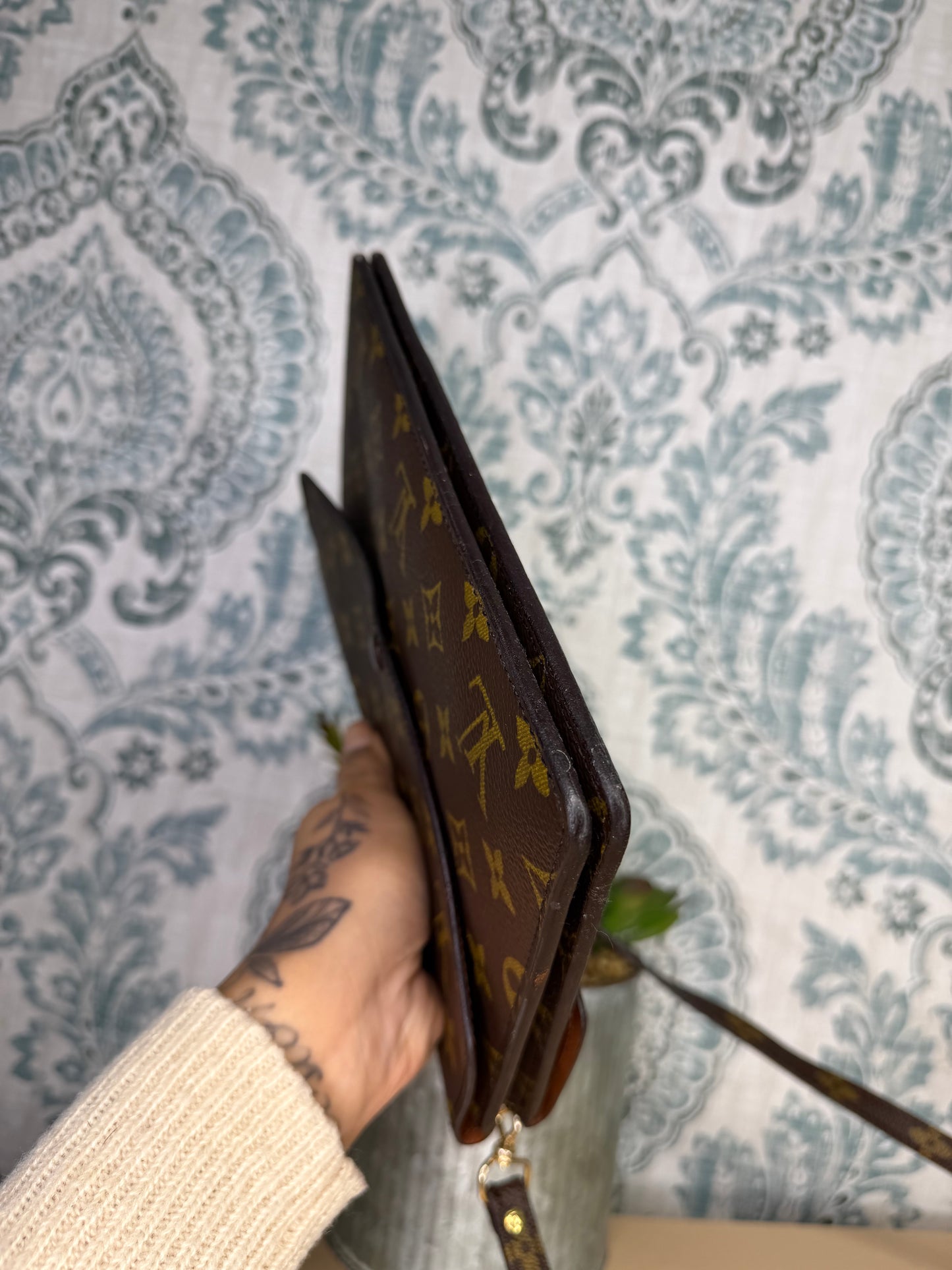 Louis Vuitton Pochette Double Rabat