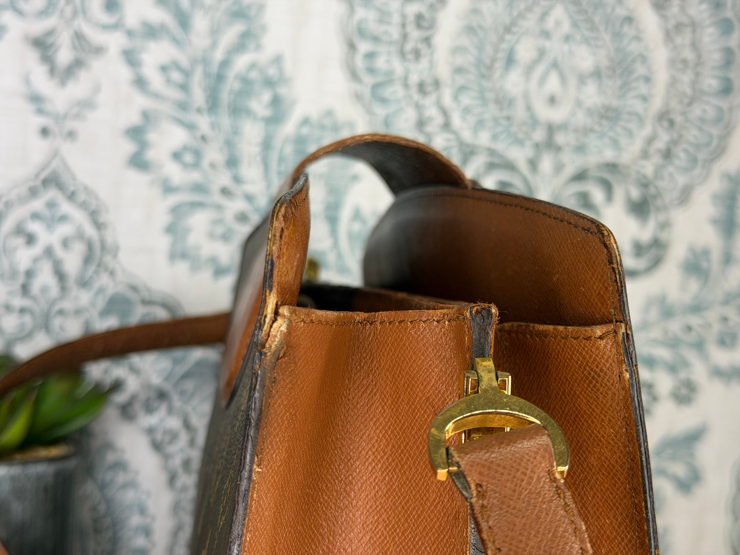 Louis Vuitton Courcelles