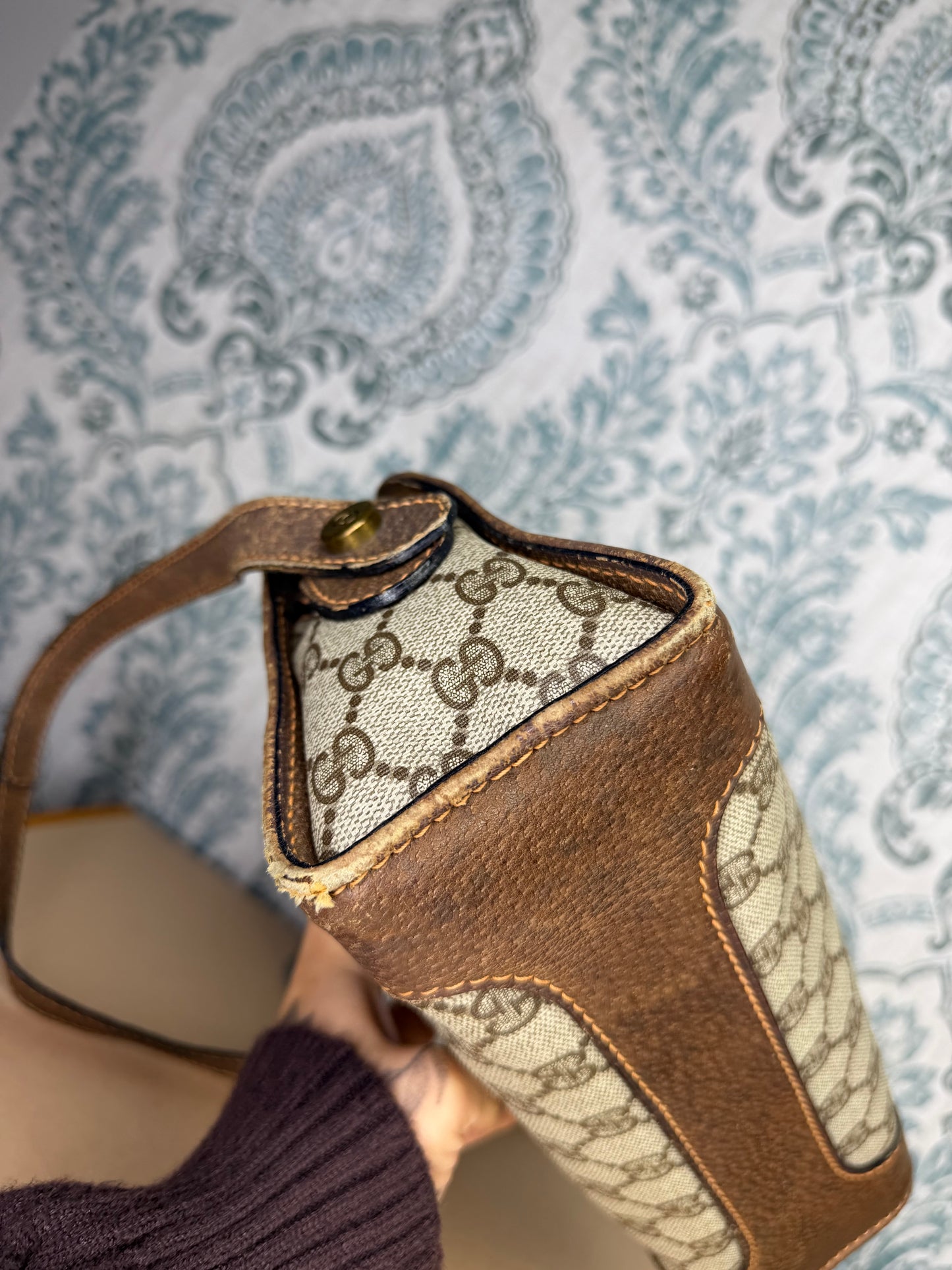 Gucci Supreme Vintage Purse