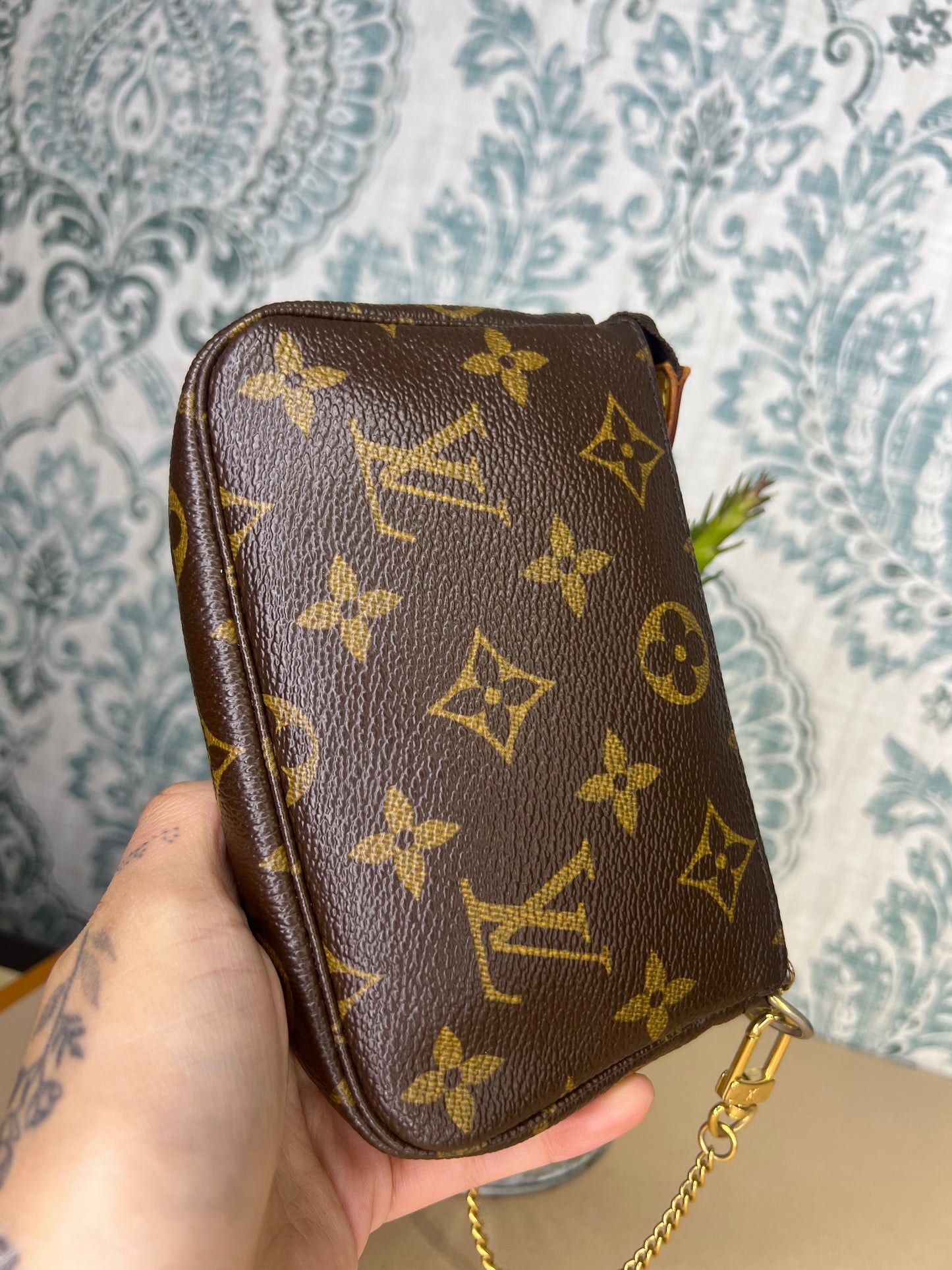 Louis Vuitton Mini Pochette