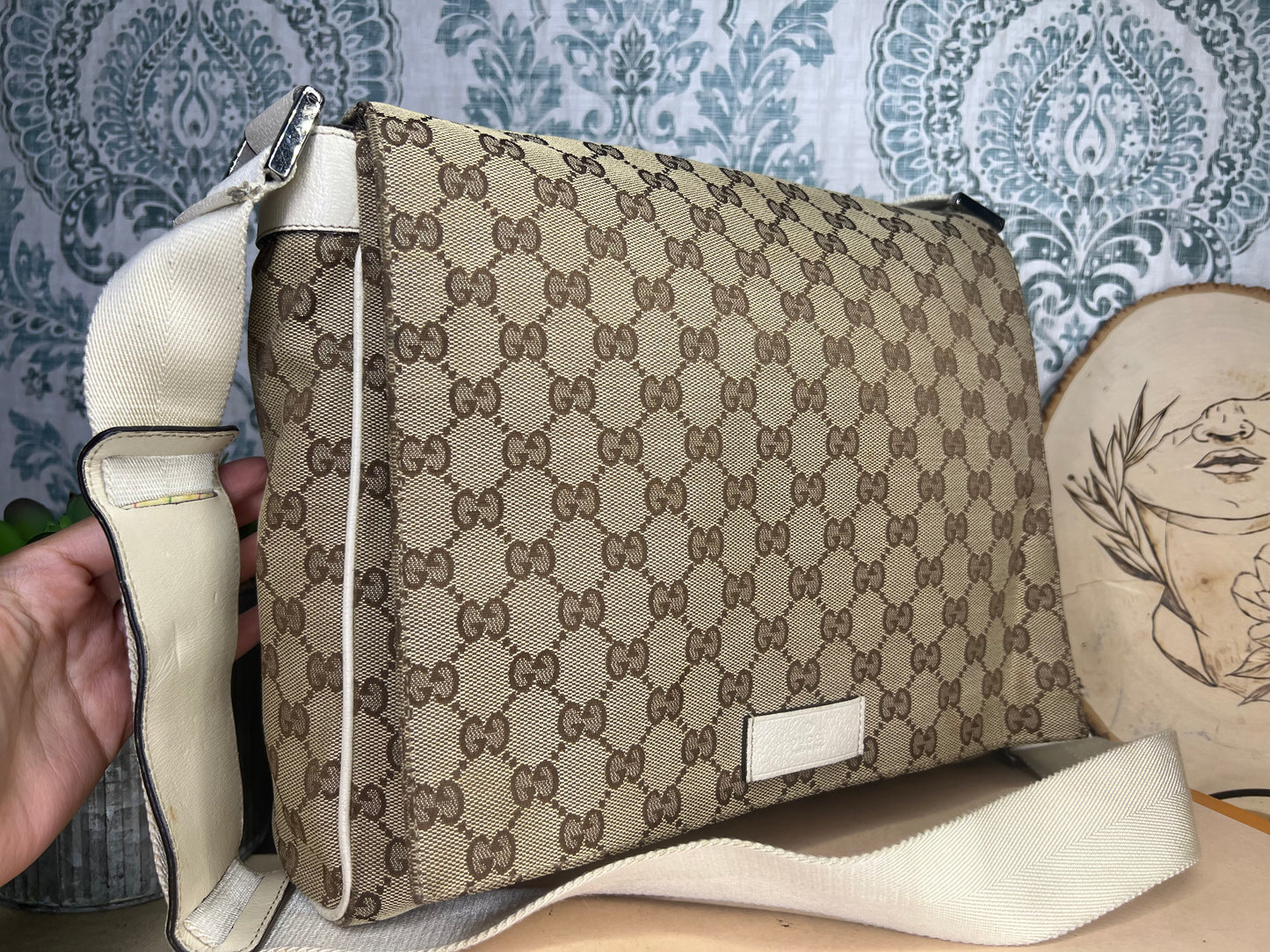 Gucci Messenger Bag