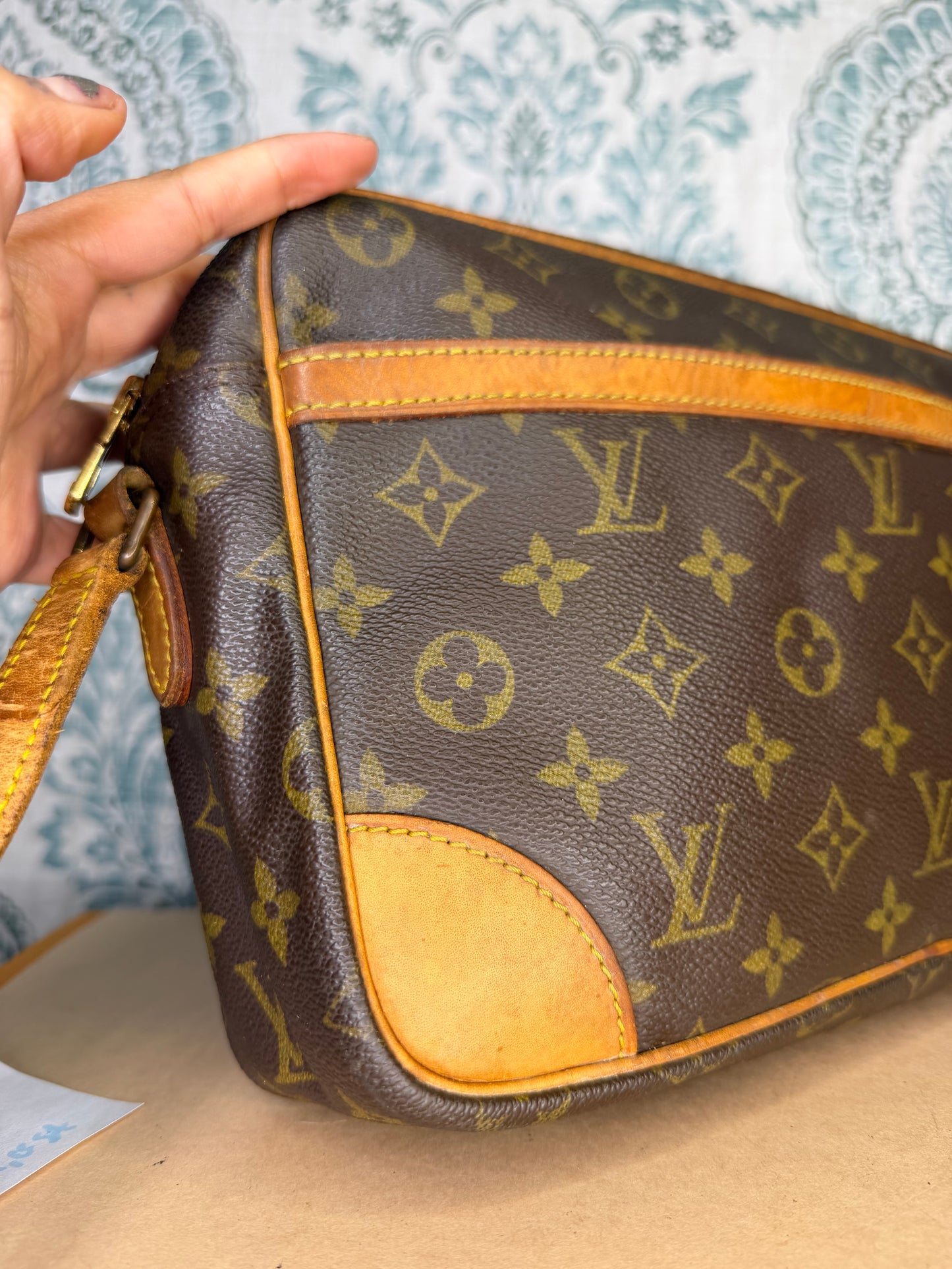 Louis Vuitton Trocadero 30