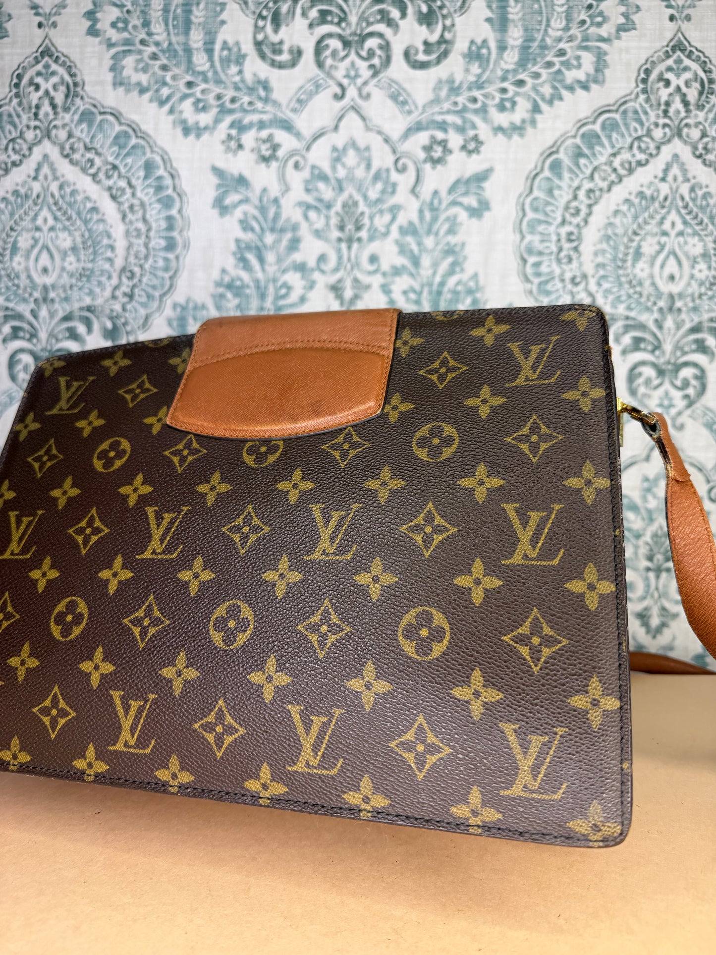 Louis Vuitton Courcelles