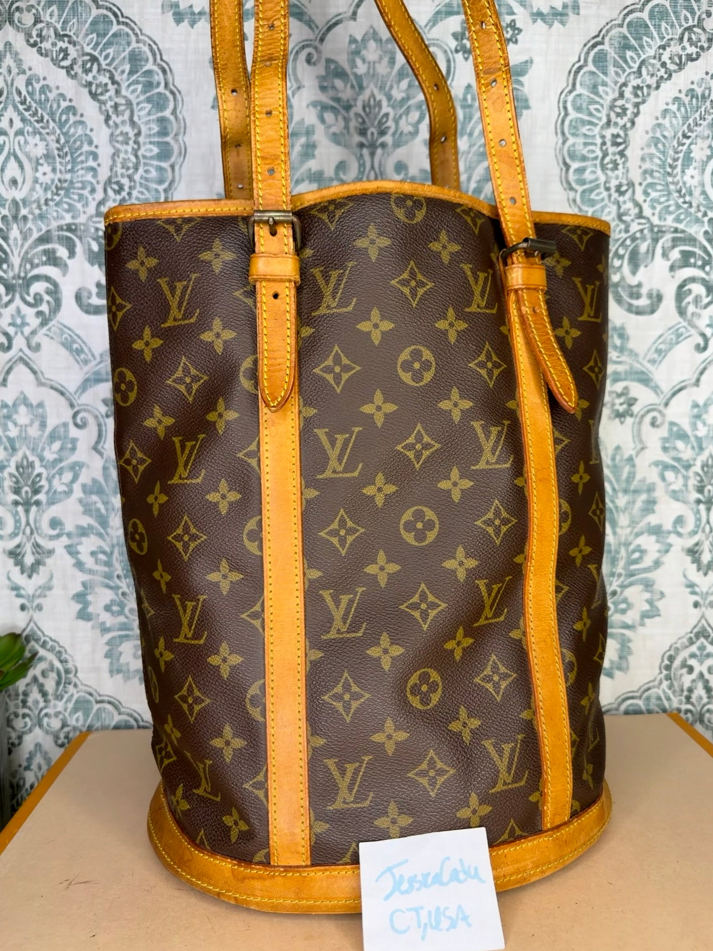 Louis Vuitton Bucket GM