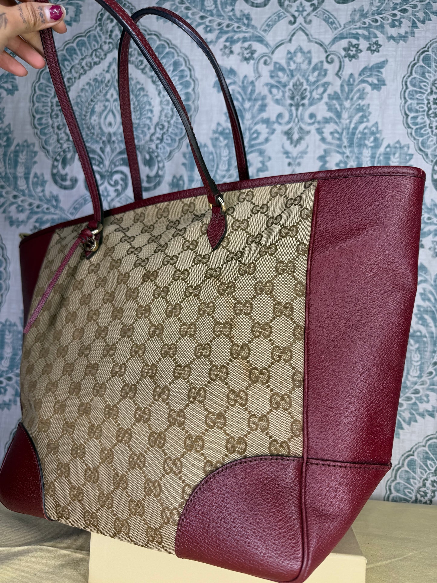 Gucci Medium Bree Zippered Tote