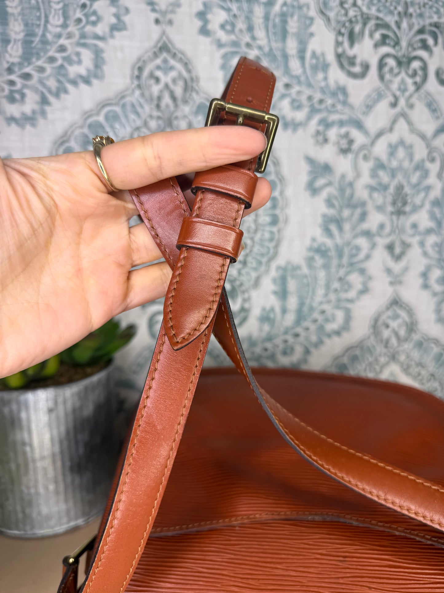 Louis Vuitton Epi Saint Cloud GM