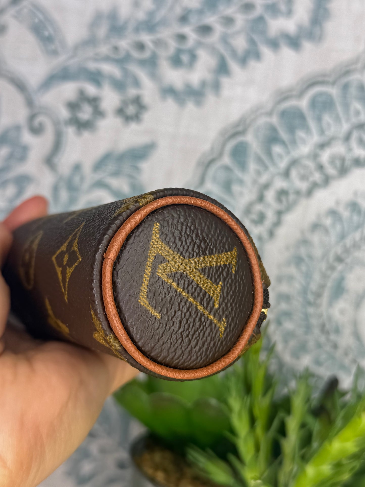 Louis Vuitton Etui 3 Balles De Golf Ball Pouch