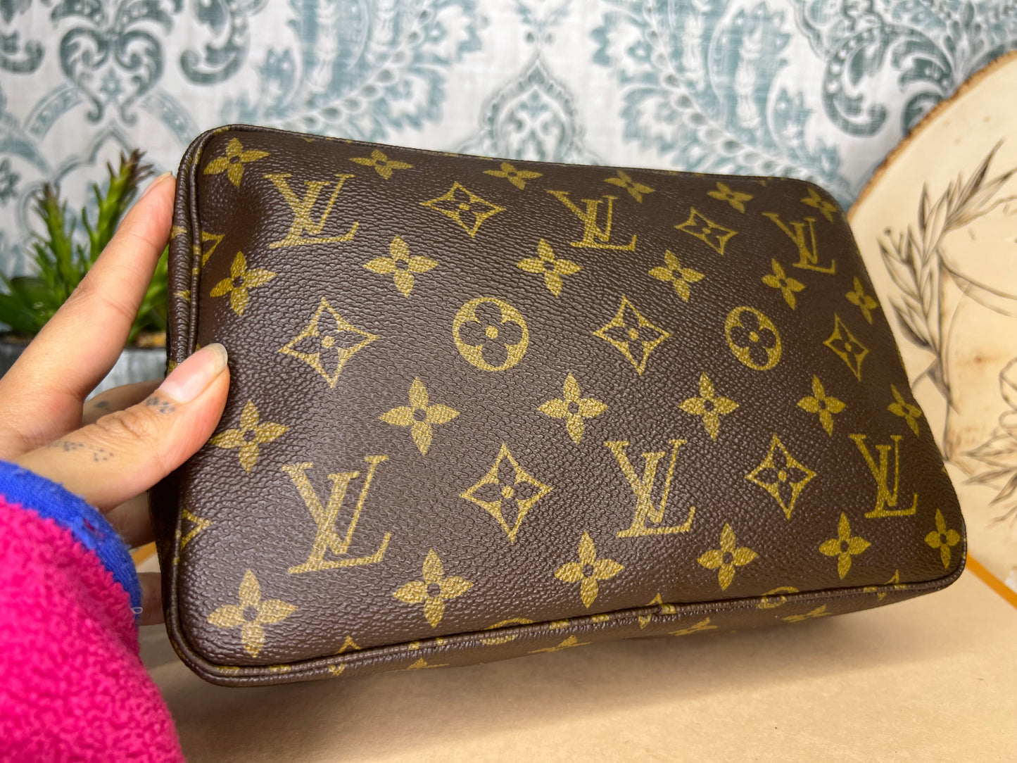 Louis Vuitton Trousse 23