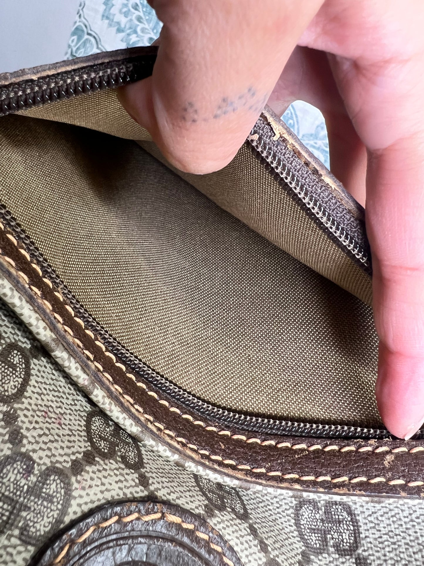 Gucci Supreme Weekender Duffle Bag