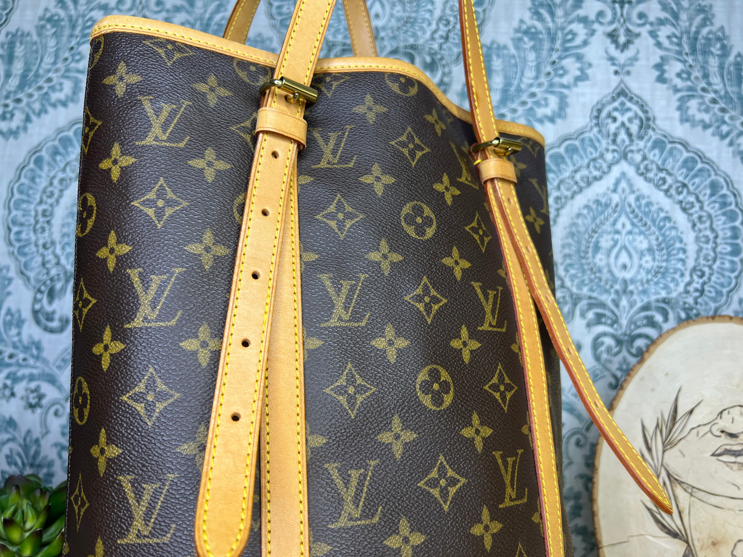 Louis Vuitton Bucket GM