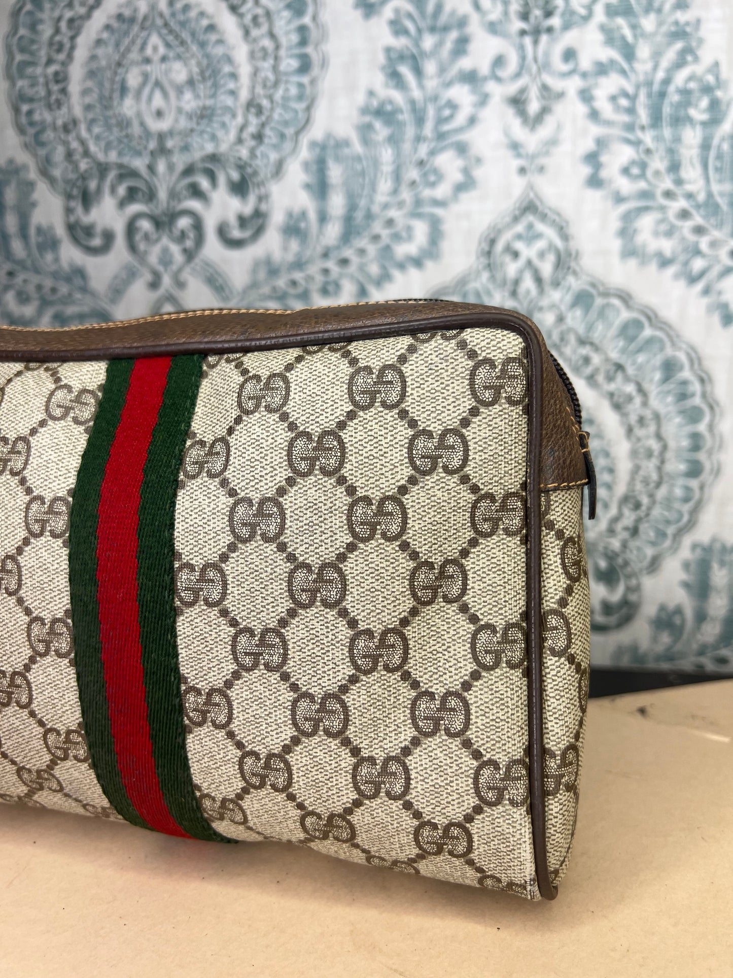 Gucci Supreme Brown Sherry Line Pouch