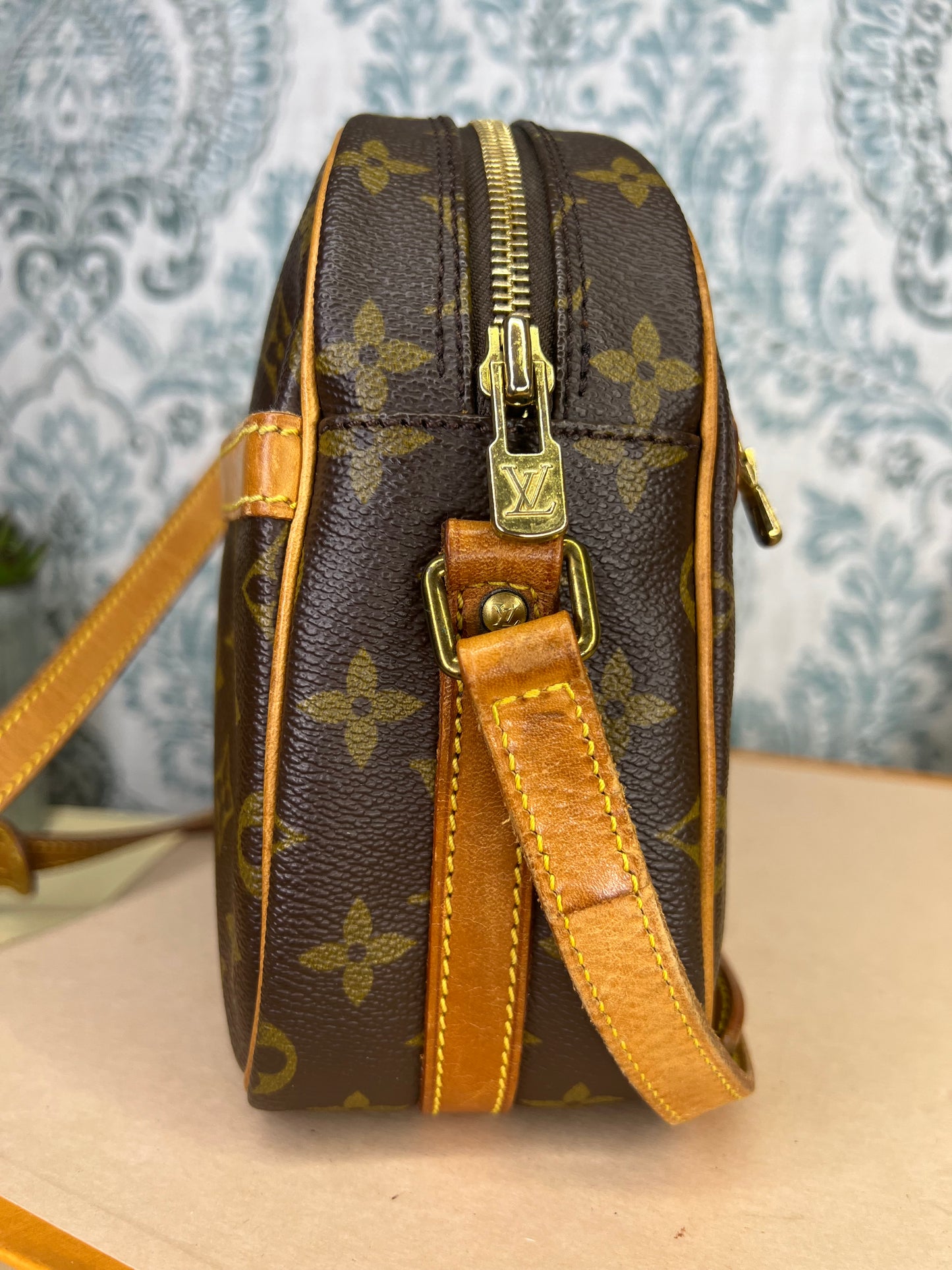 Louis Vuitton Senlis