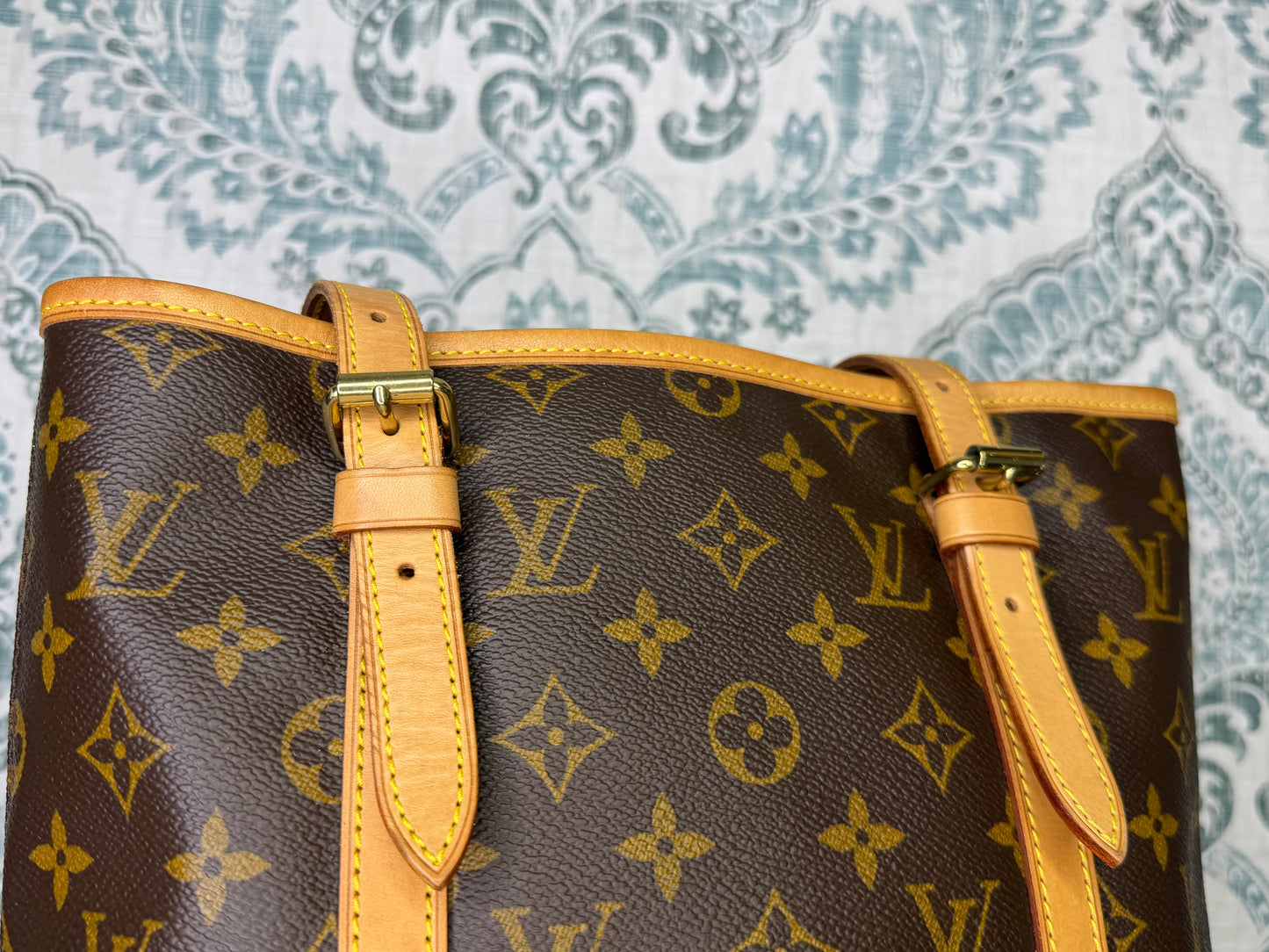 Louis Vuitton Bucket GM