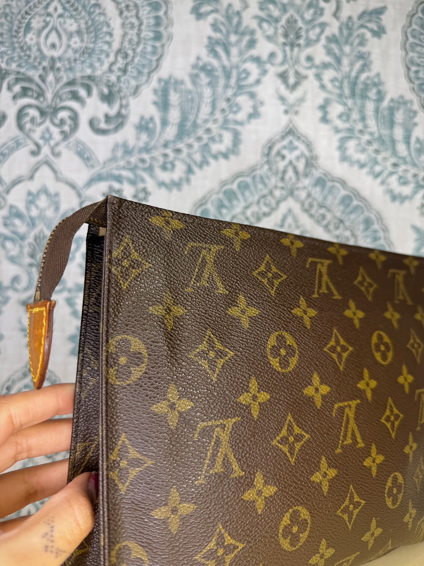 Louis Vuitton Monogram Toiletry 26