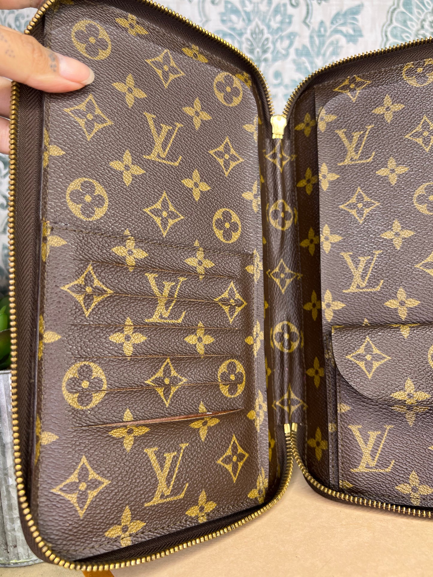 Louis Vuitton Escapade Travel Organizer