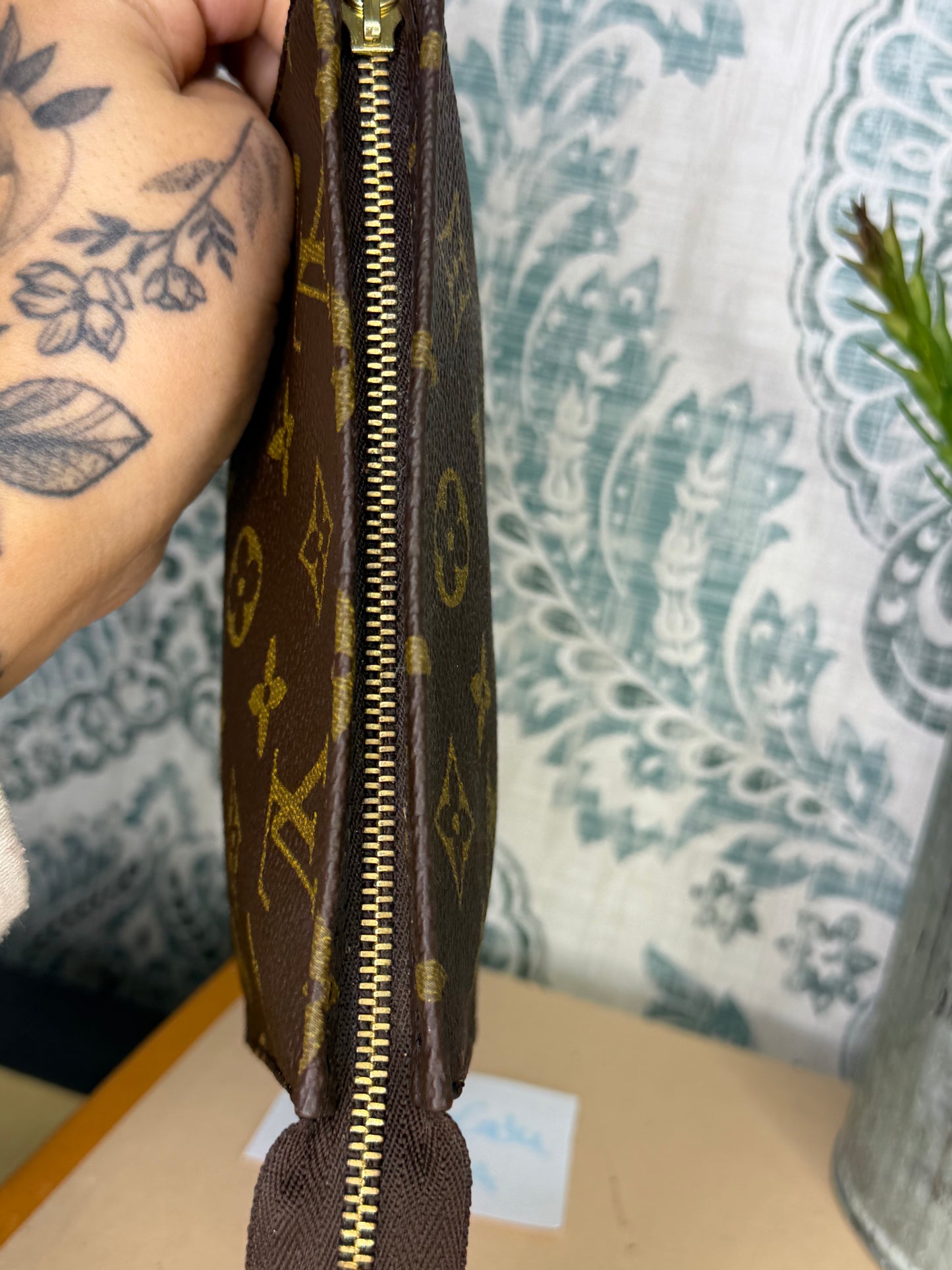Louis Vuitton Toiletry 15