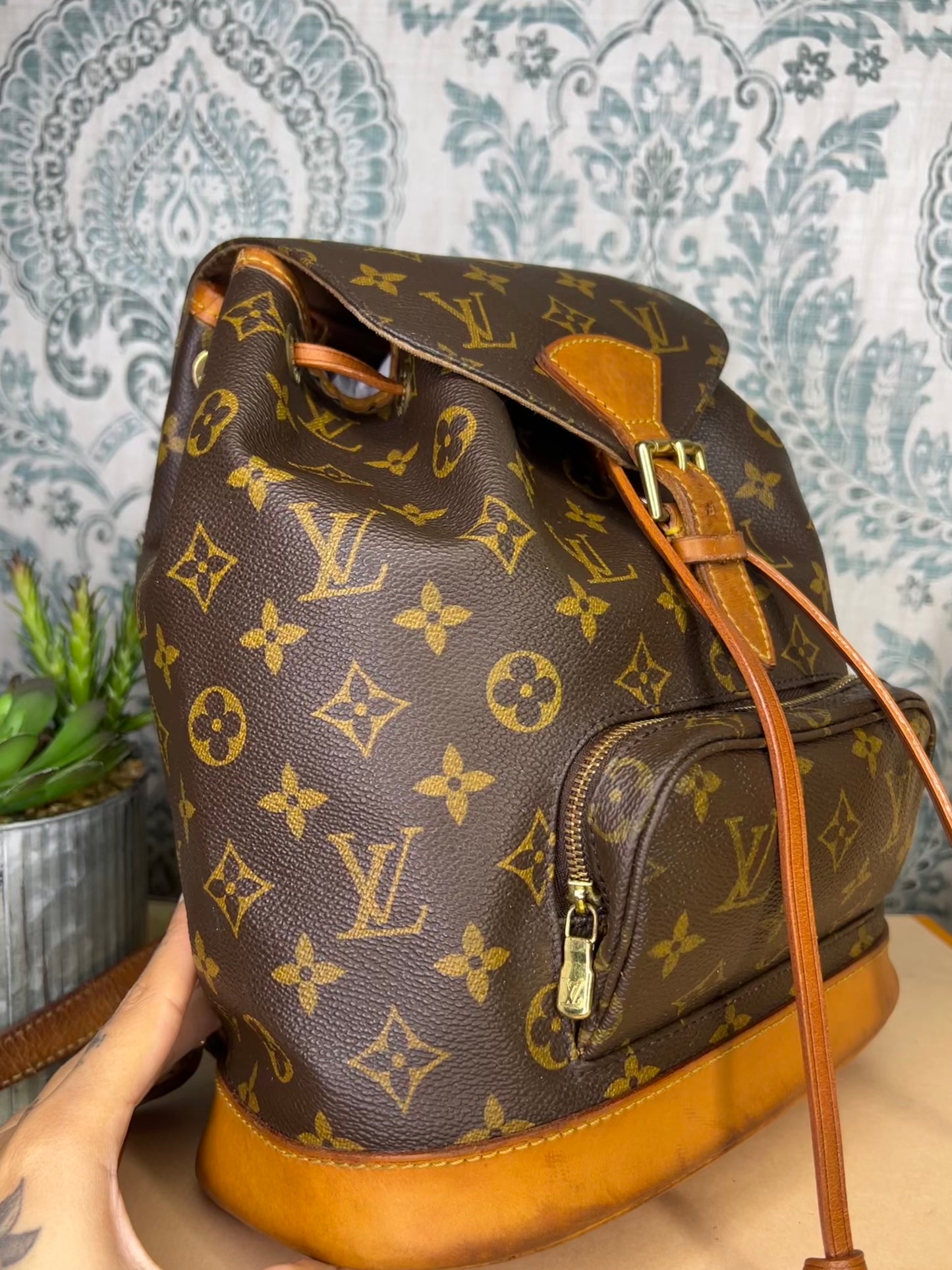 Louis Vuitton Montsouris MM #1
