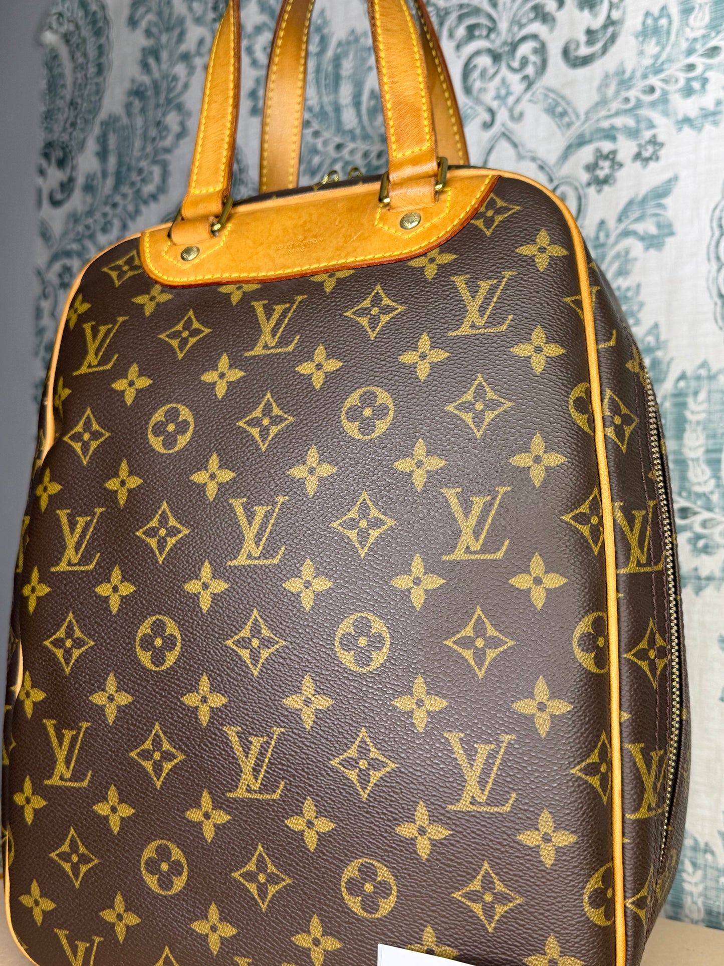 Louis Vuitton Excursion