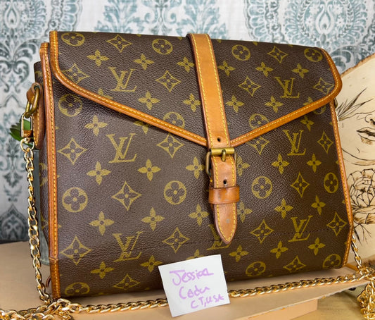 Monogram Portable Serviette

Desktop Organizer