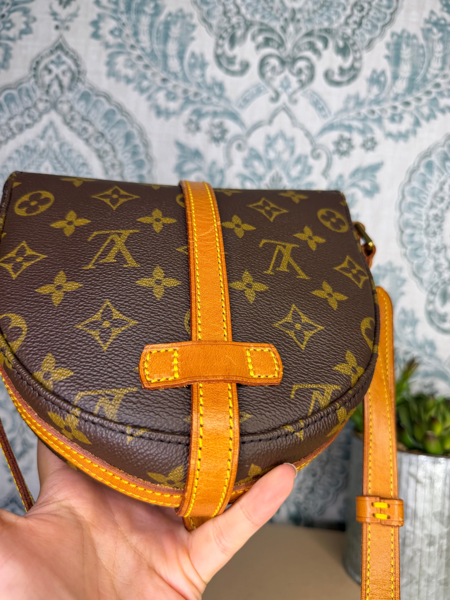 Louis Vuitton Chantilly PM