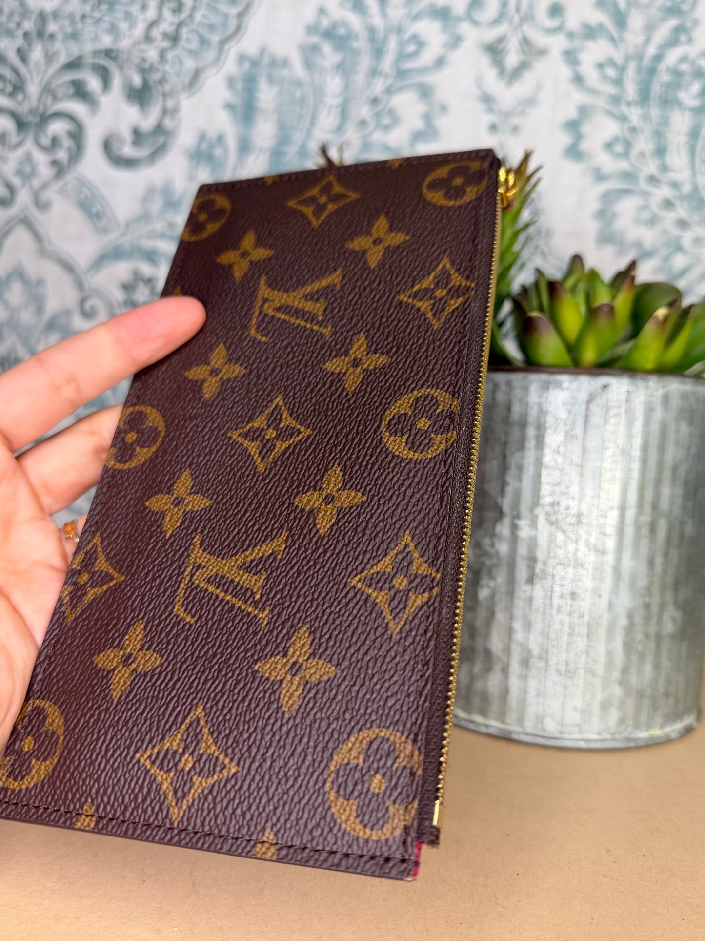 Louis Vuitton Felicie Zip Insert Fuschia