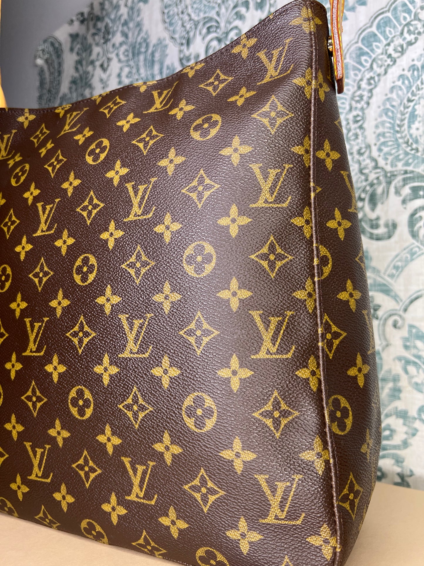 Louis Vuitton Looping GM