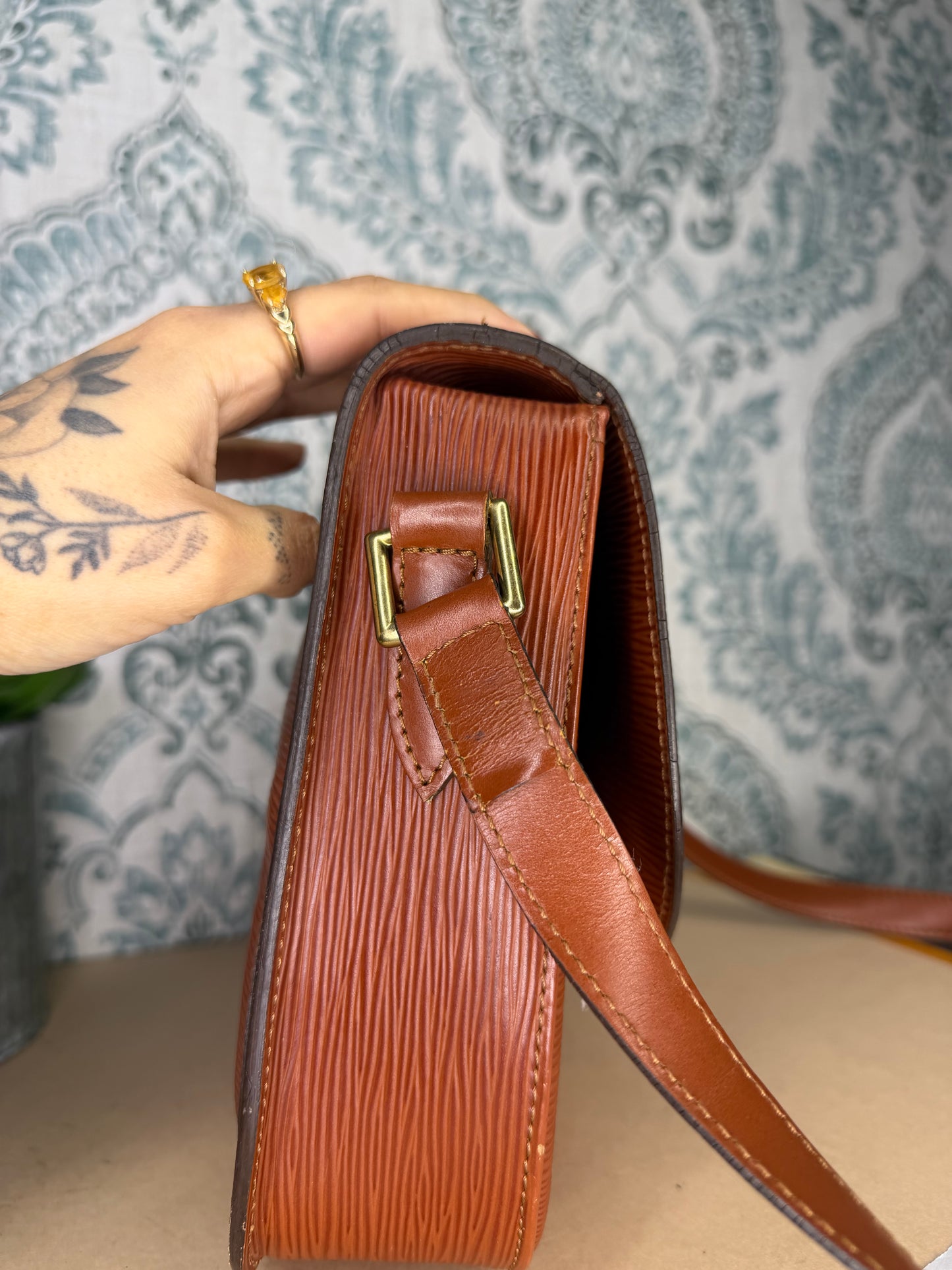 Louis Vuitton Epi Saint Cloud GM