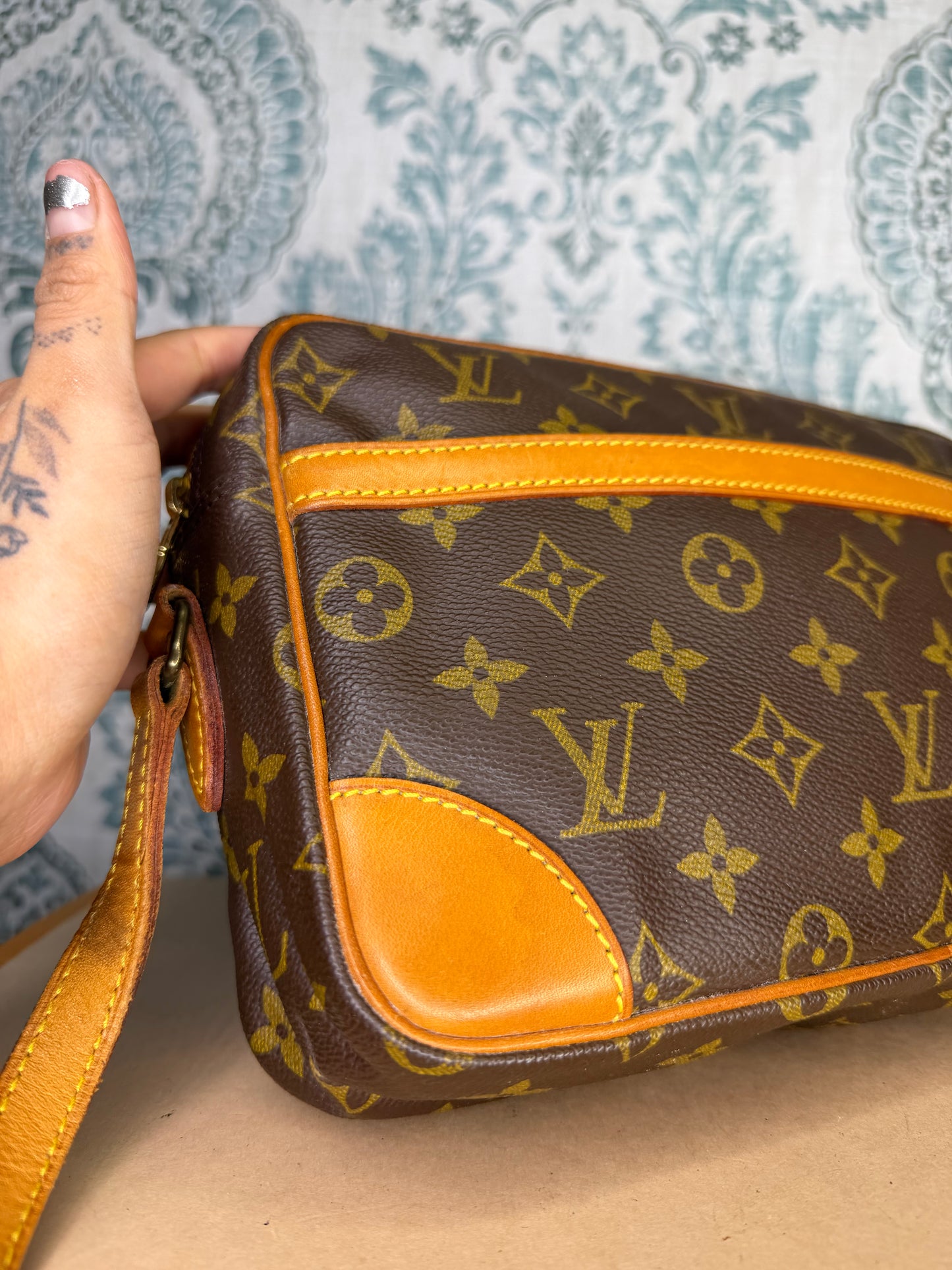 Louis Vuitton Trocadero 27