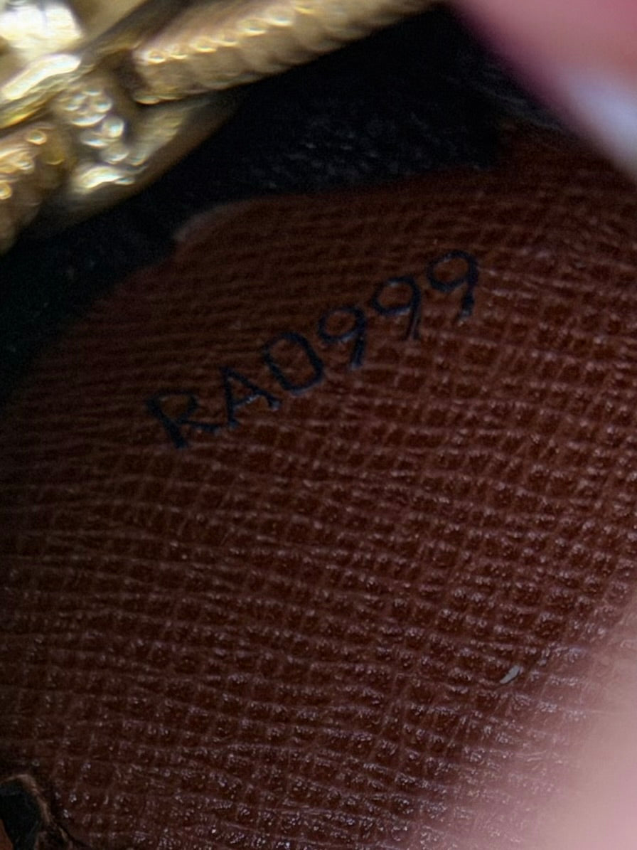 Louis Vuitton Etui 3 Balles De Golf Ball Pouch