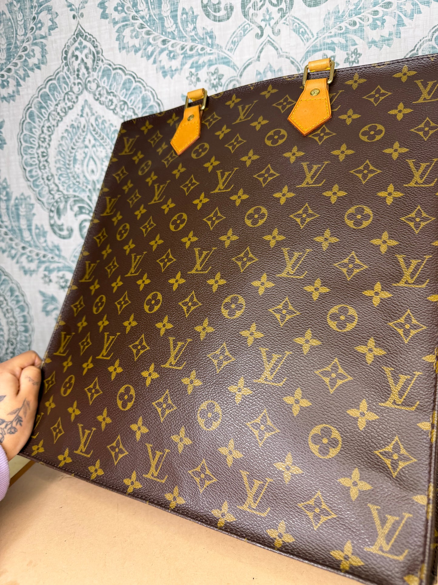 Louis Vuitton Sac Plat