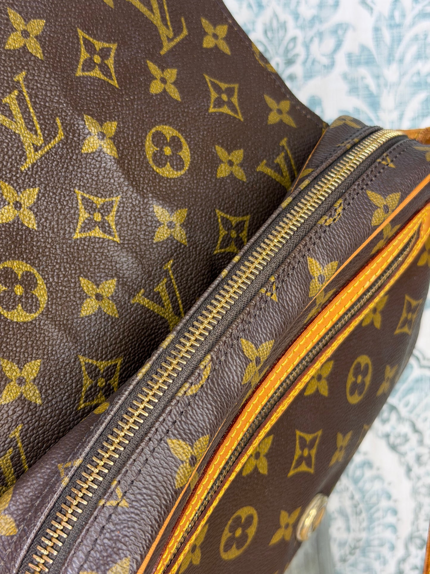 Louis Vuitton Saint Germain 24