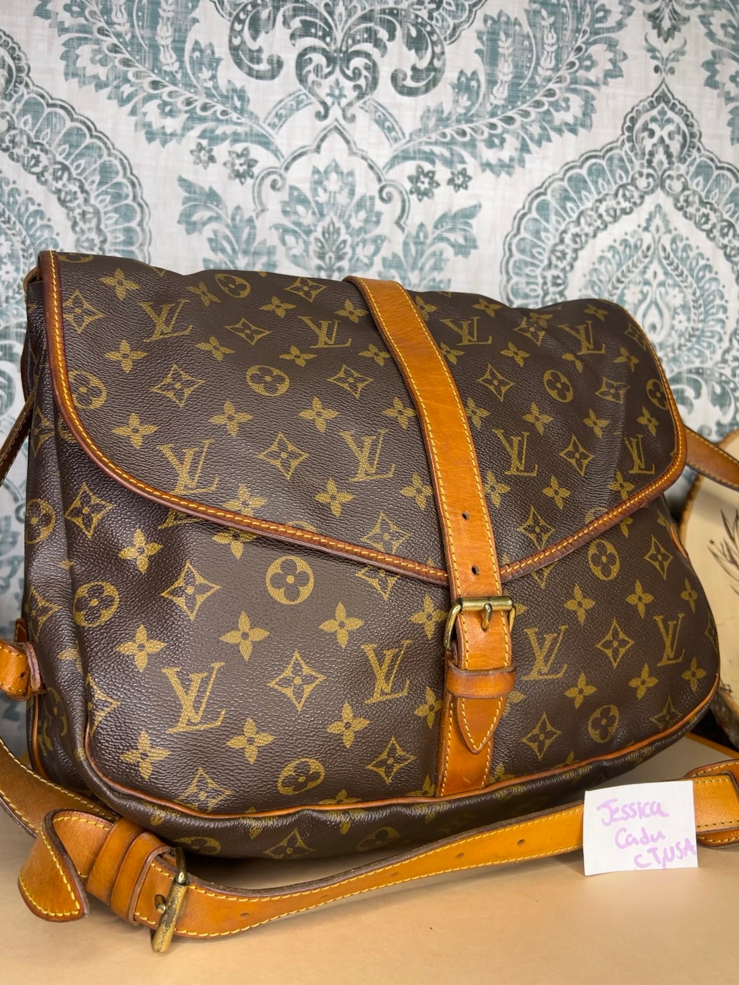 Louis Vuitton Saumur 35