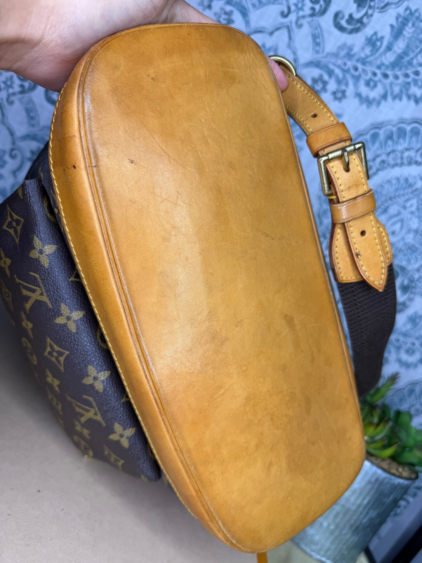 Louis Vuitton Montsouris GM