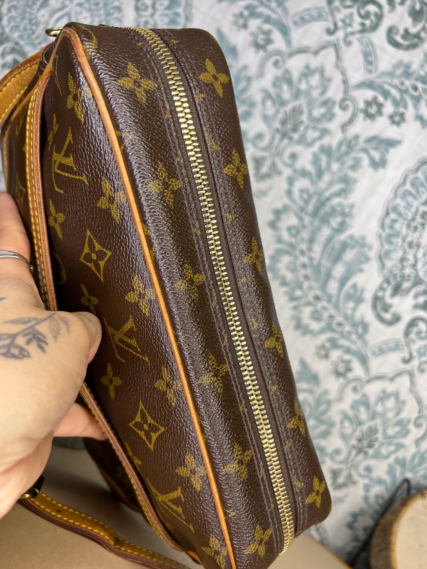 Louis Vuitton Trocadero 27