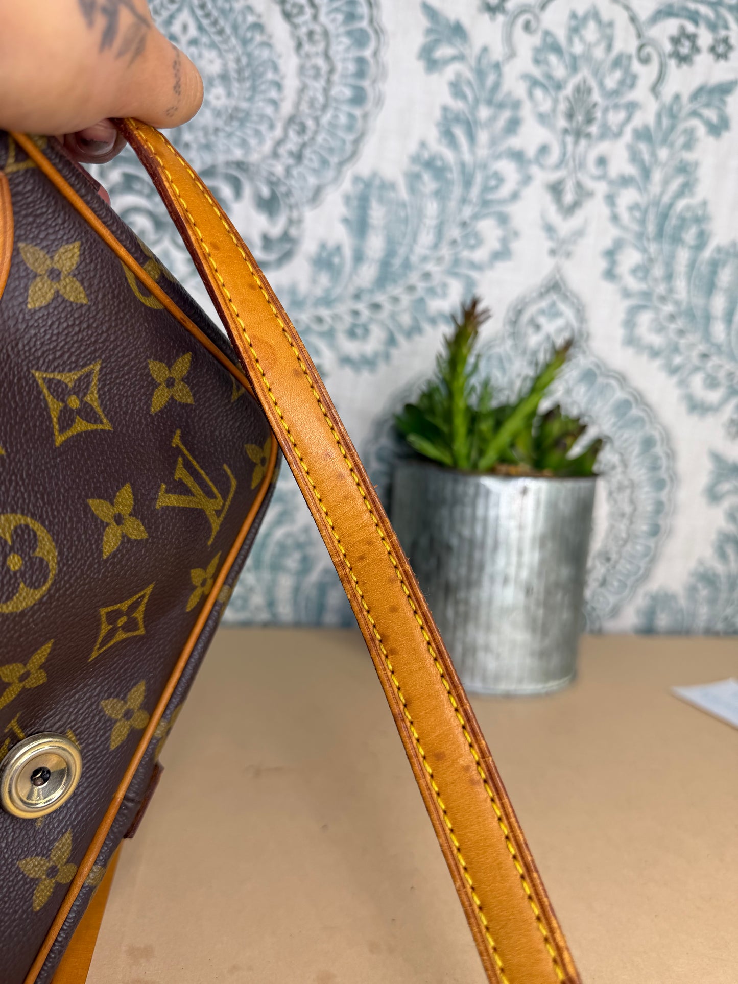 Louis Vuitton Saint Germain 24