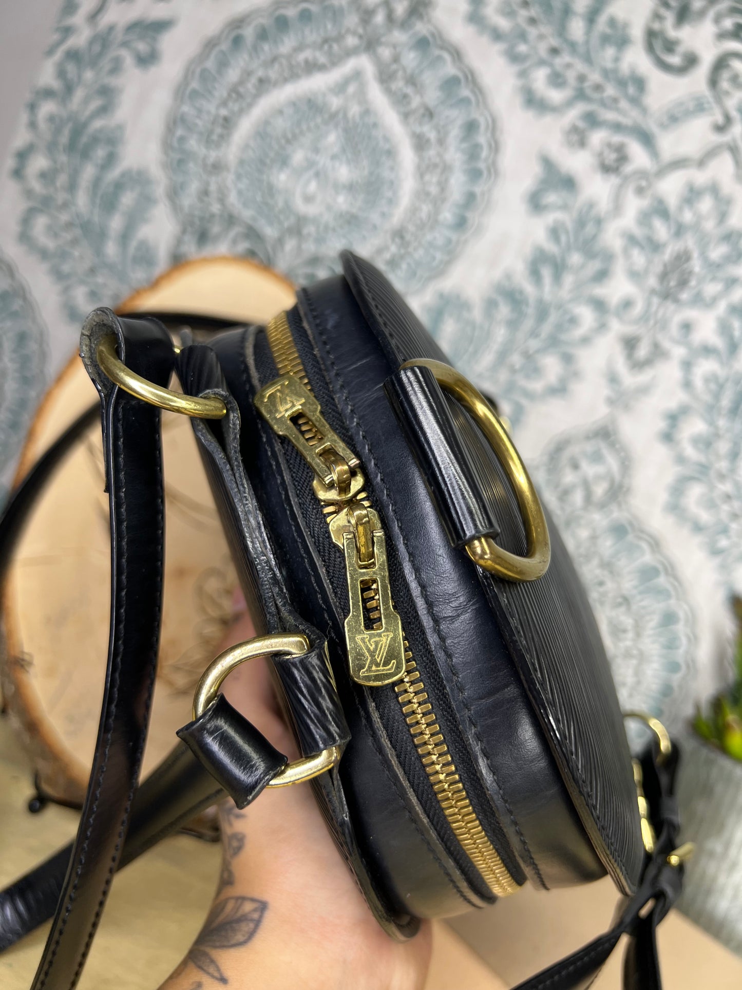Louis Vuitton Epi Black Mabillon