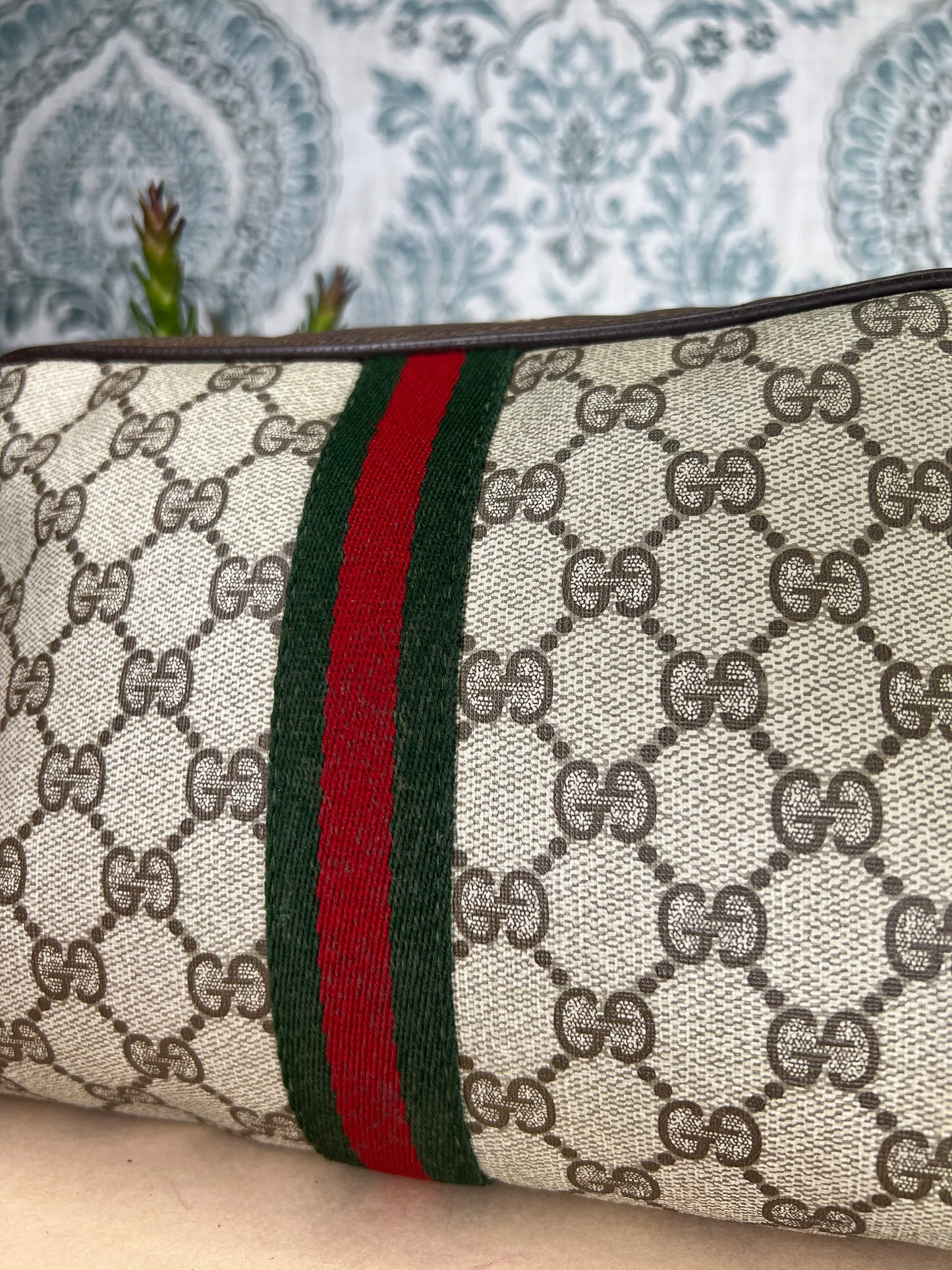 Gucci Supreme Brown Sherry Line Pouch