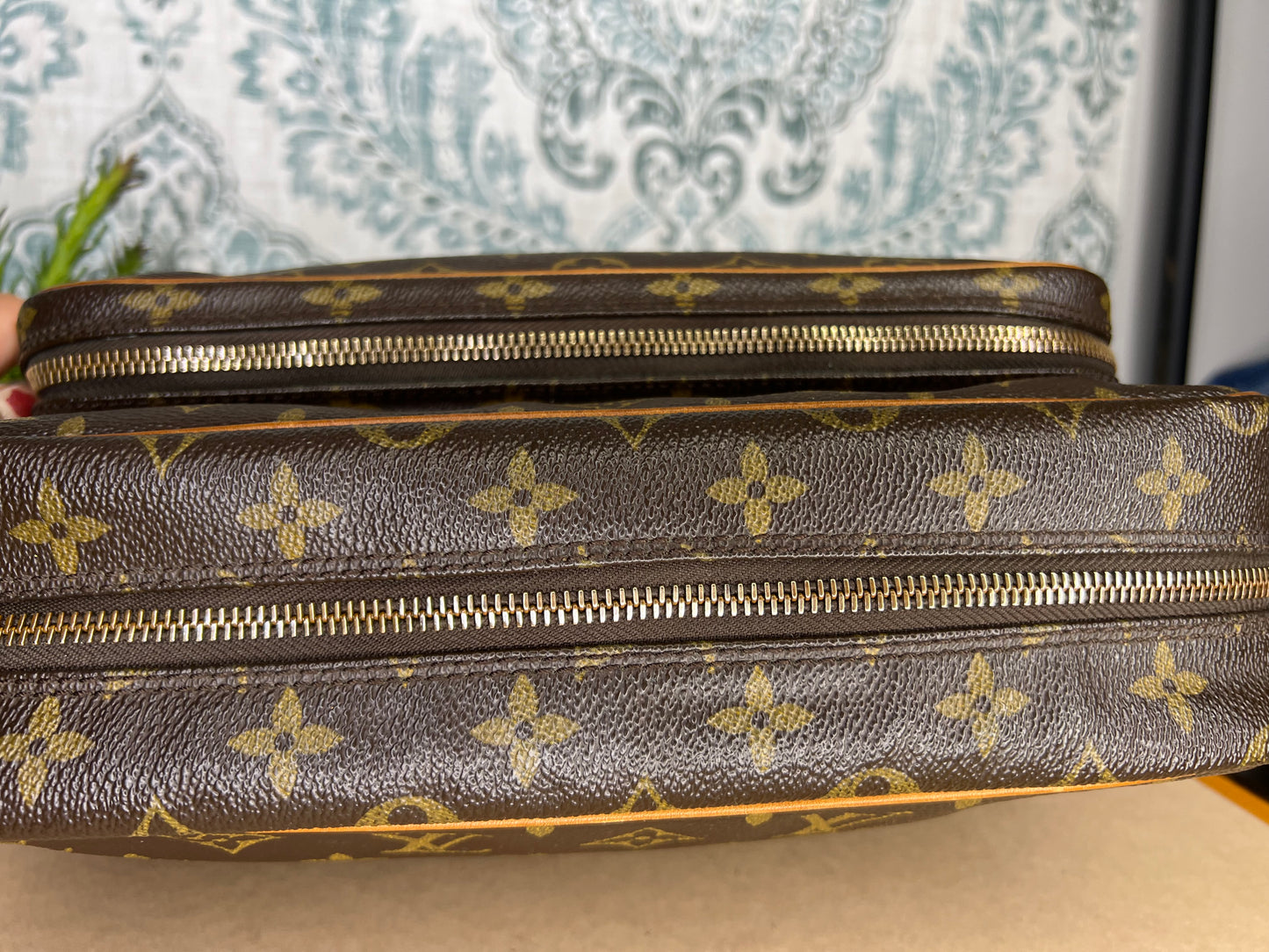 Louis Vuitton Nile PM