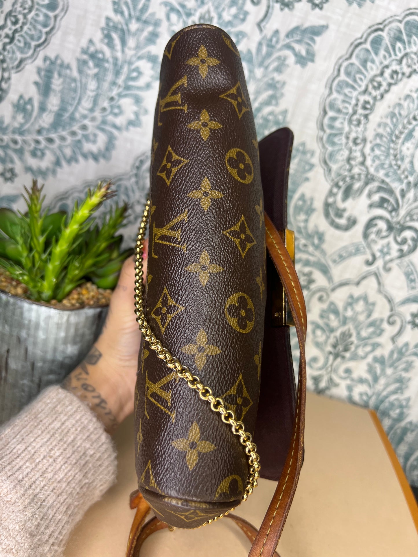 Louis Vuitton Favorite MM