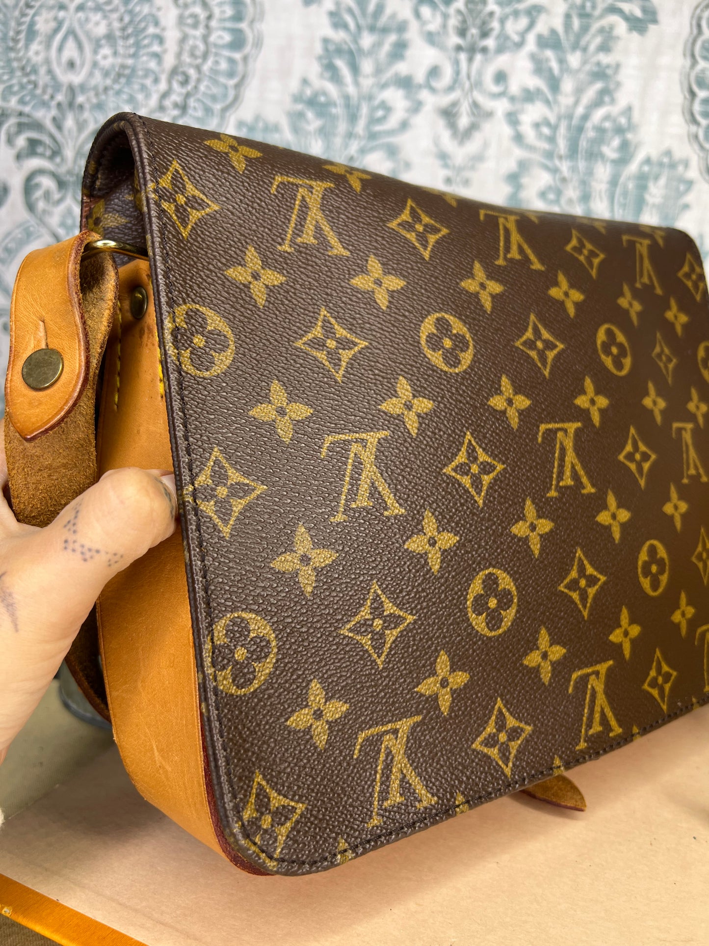 Louis Vuitton Cartouchiere GM