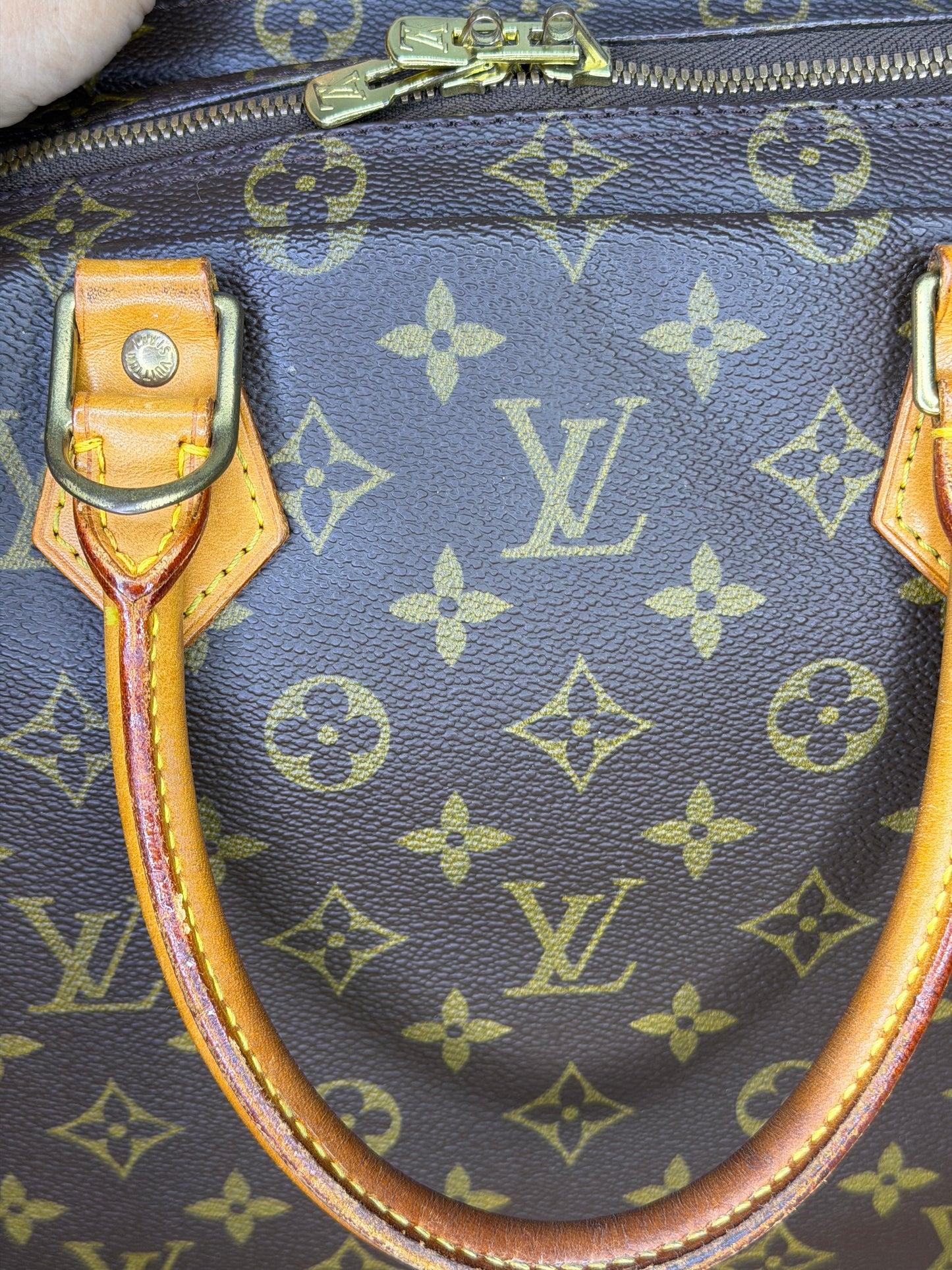 Louis Vuitton Porte Documents Voyage GM