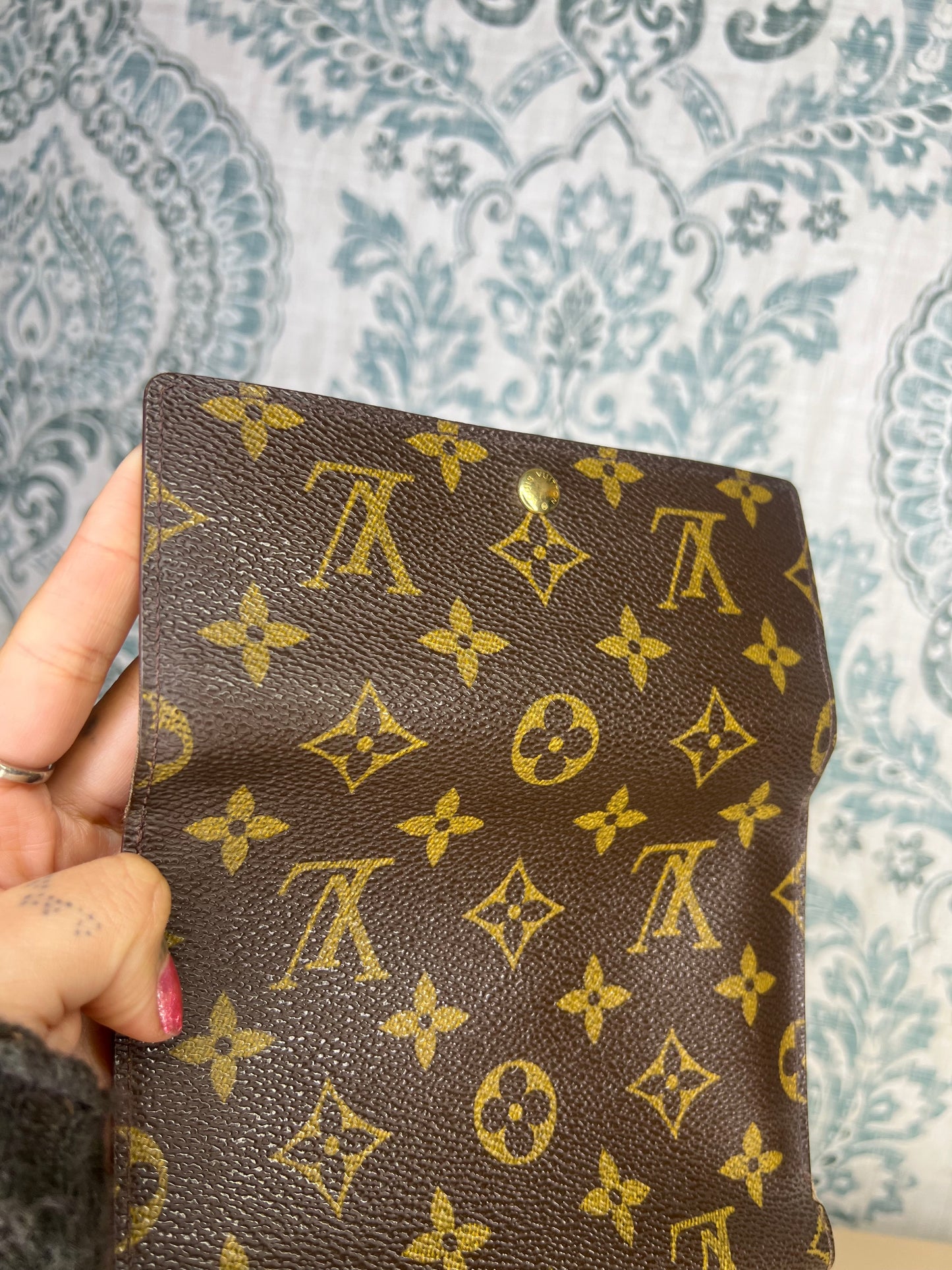 Louis Vuitton Monogram Passport Trifold Wallet #6