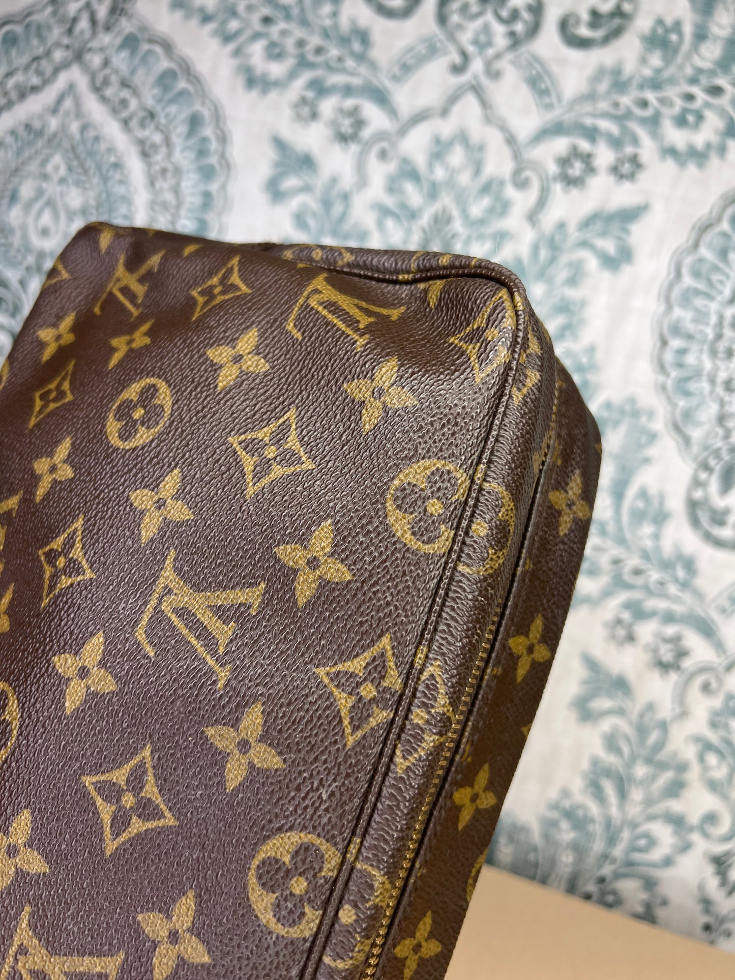 Louis Vuitton Trousse 28