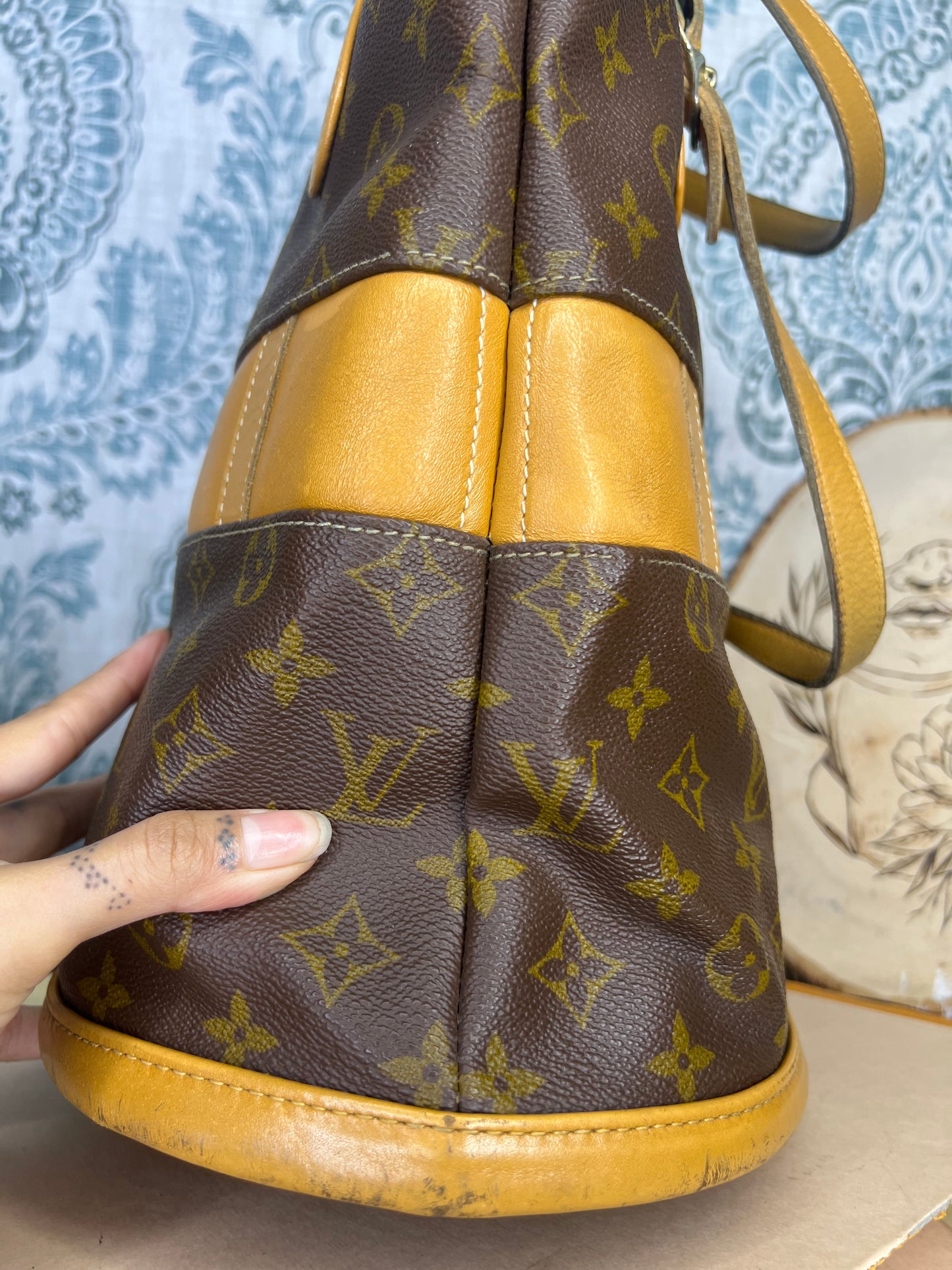 Louis Vuitton French Company Bucket GM