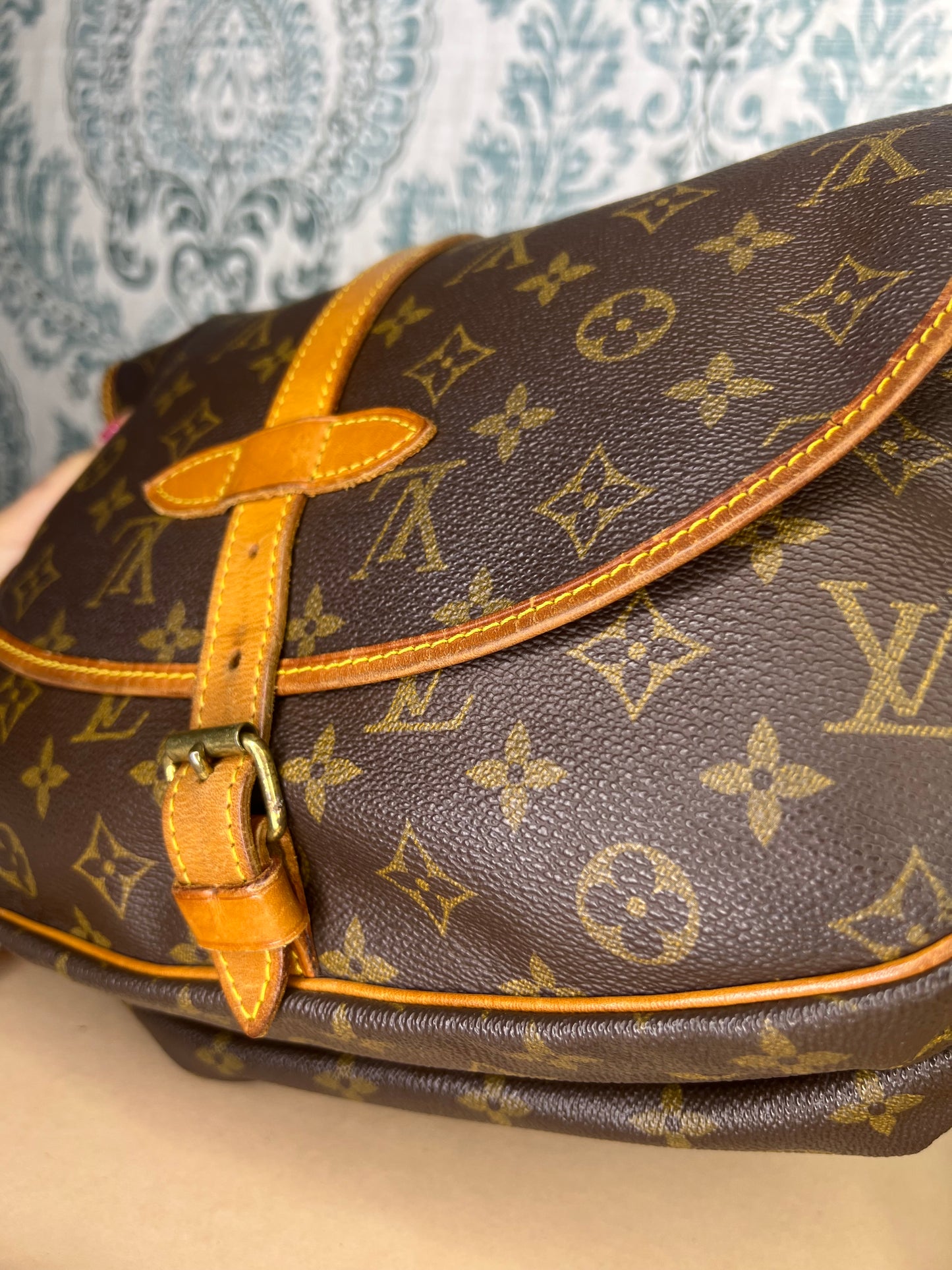 Louis Vuitton Saumur 30